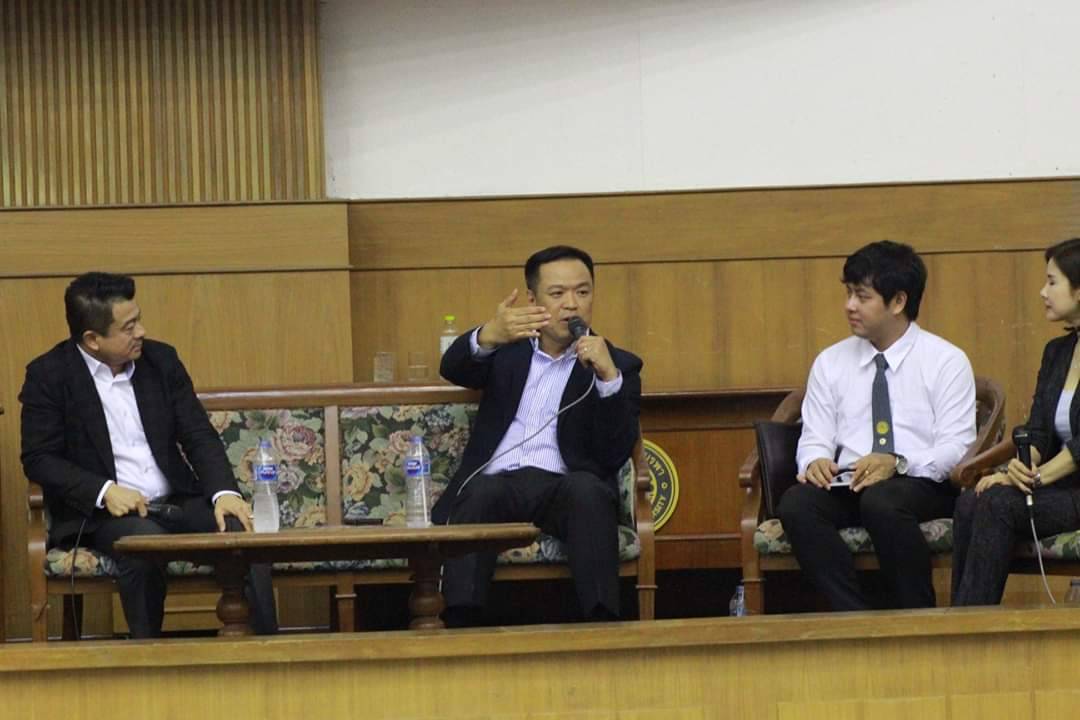 "อนุทิน" เยือน ม.บูรพา จับเข่าคุยคนรุ่นใหม่ ย้ำ แนวคิด “พักหนี้ กยศ. – ปาล์มไฟฟ้า”