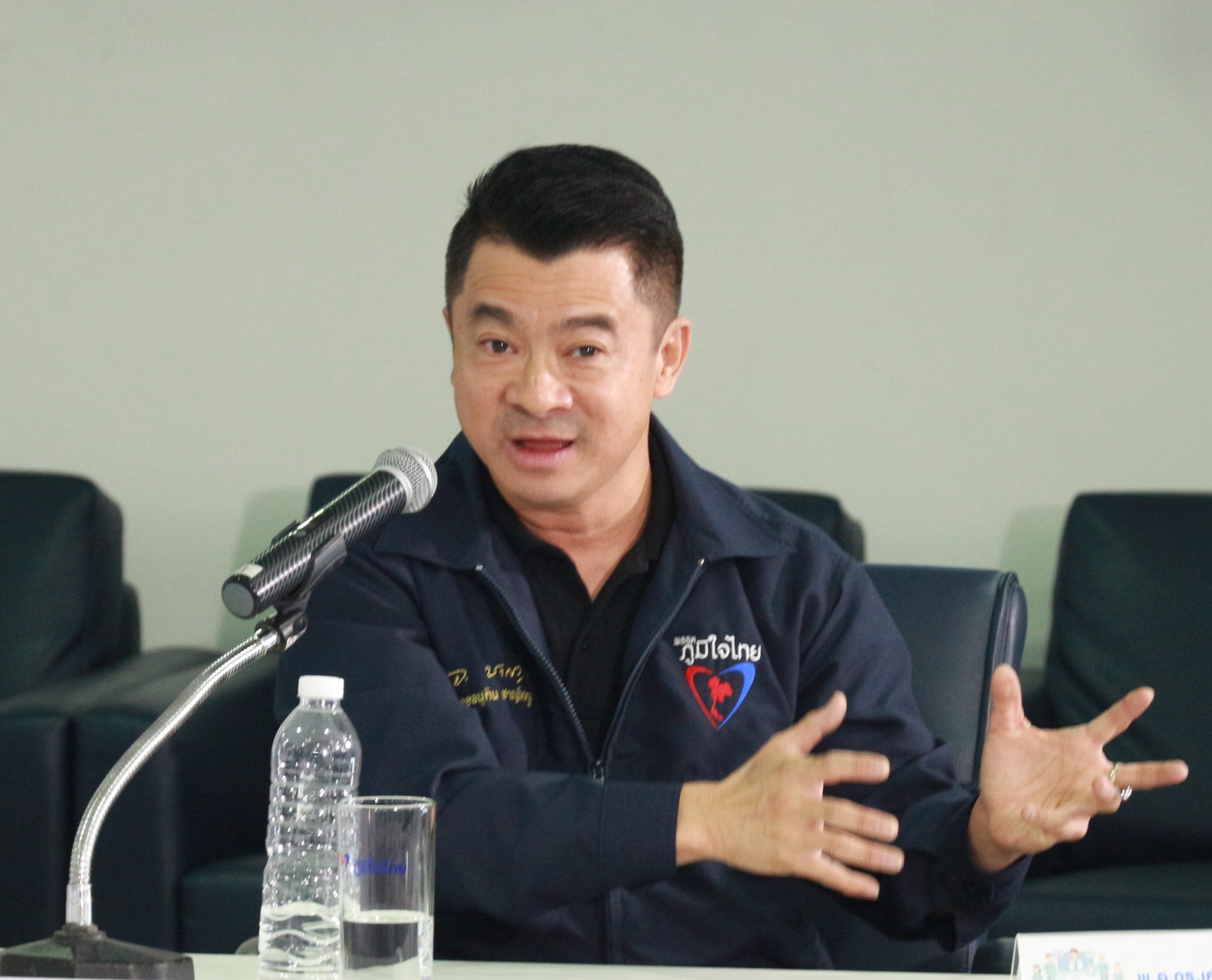 โฆษกพรรคภูมิใจไทย ย้ำชัดเจน"ไม่โยนฟืนลงในกองไฟ"มุ่งแก้ไขปากท้องประชาชน