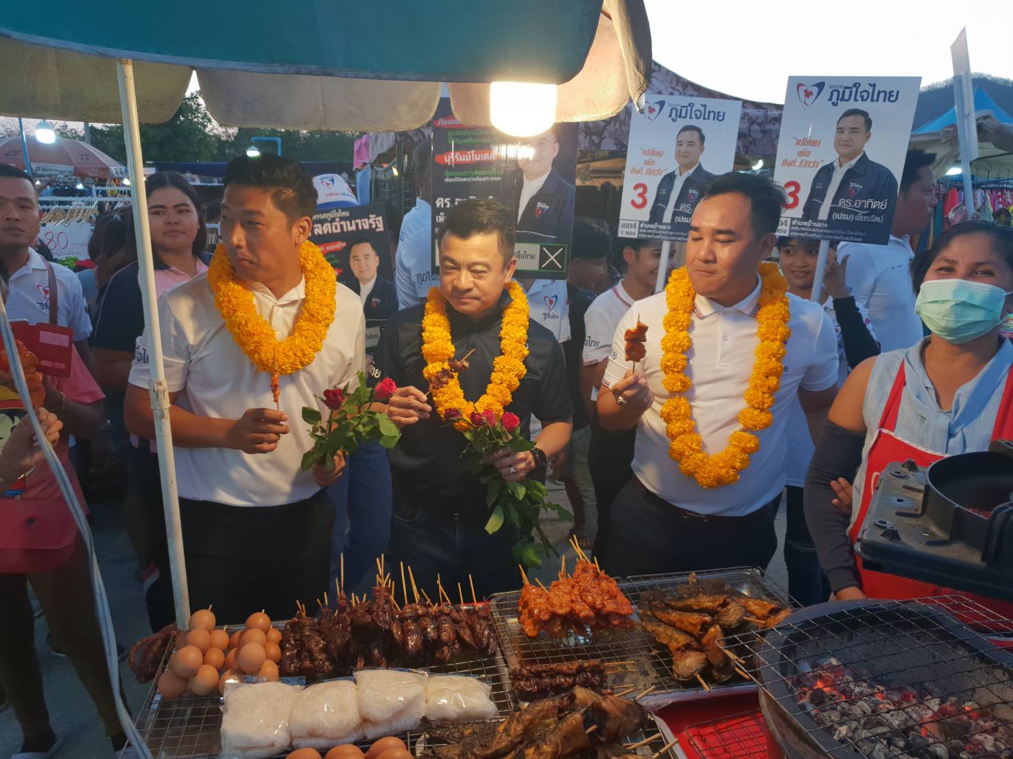 “โฆษกภท.” ลุยพื้นที่ตะวันออก ส่งนโยบาย  แก้ปัญหาปากท้อง