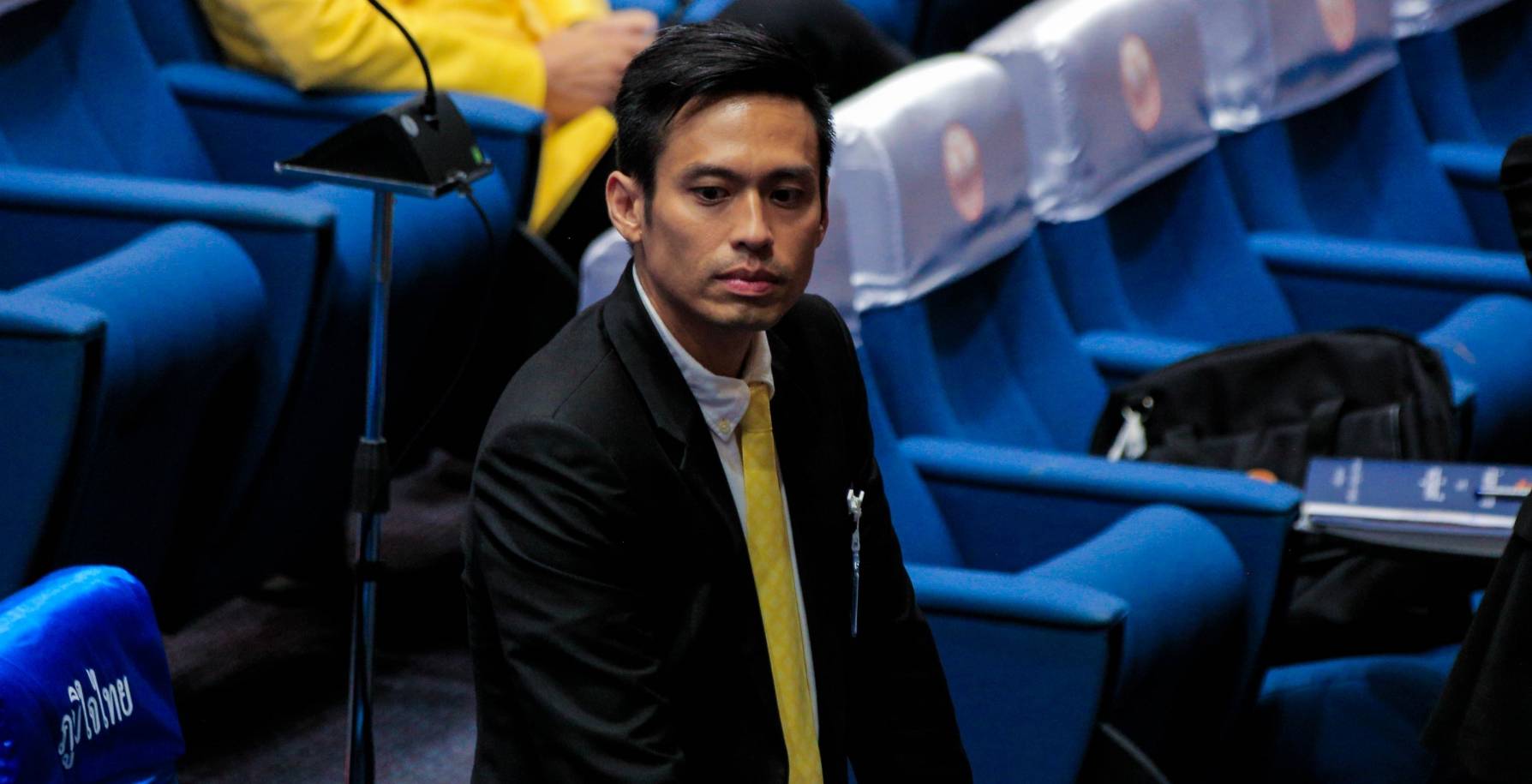 แย่งน้ำใช้กันแล้ว ! ส.ส.อ่างทอง ภท.เร่งภาครัฐแก้ภัยแล้ง พร้อมทวงสัญญาประกันราคาพืชผล