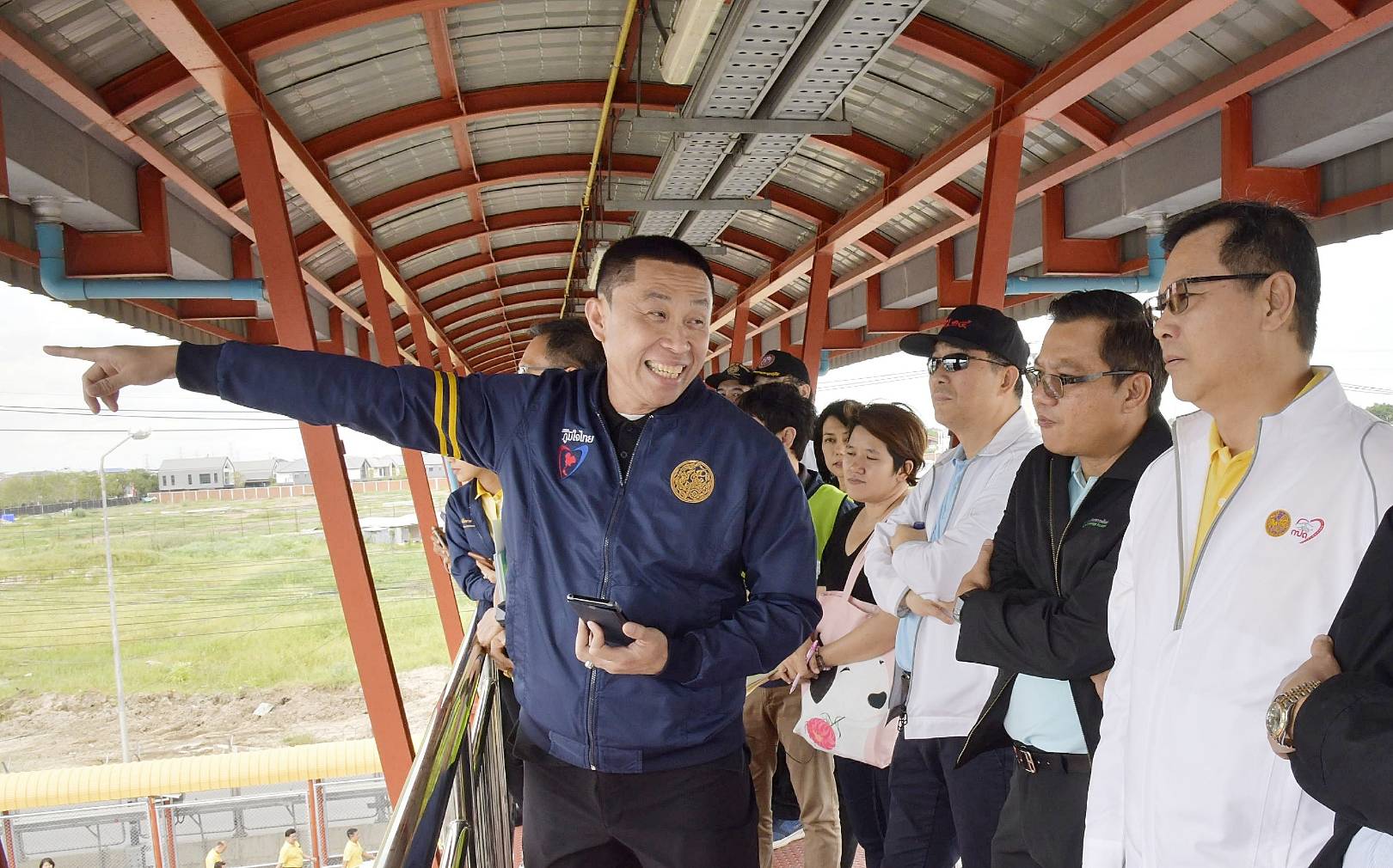 รมว.คมนาคม "ศักดิ์สยาม" ตรวจติดตามการแก้ไขปัญหาการจราจรบริเวณหน้าด่านทับช้าง 1 กม.51+100