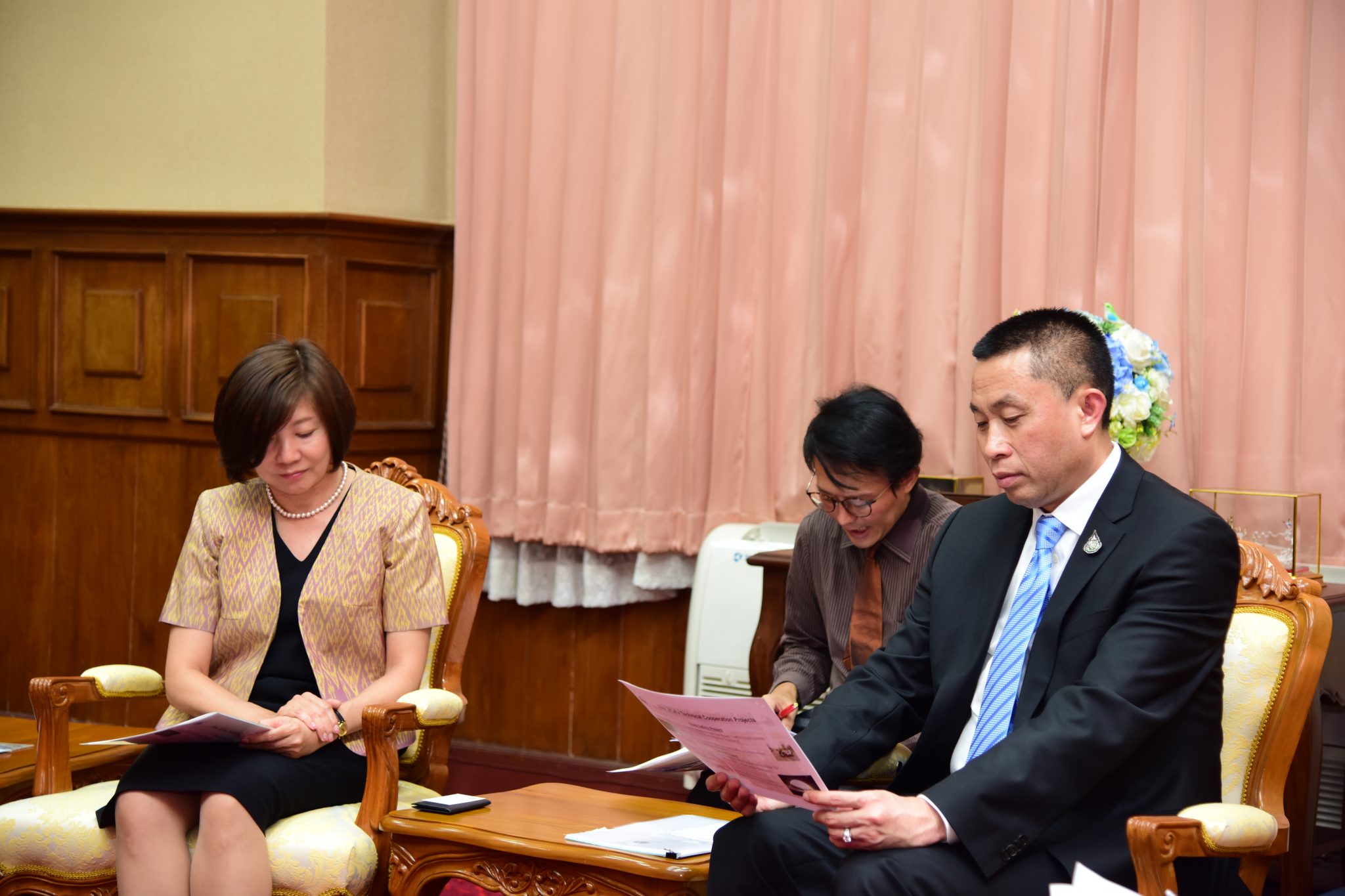 รมว.คมนาคม "ศักดิ์สยาม" ให้การต้อนรับ Ms. Katsura Miyazaki, Chief Representative, JICA Thailand