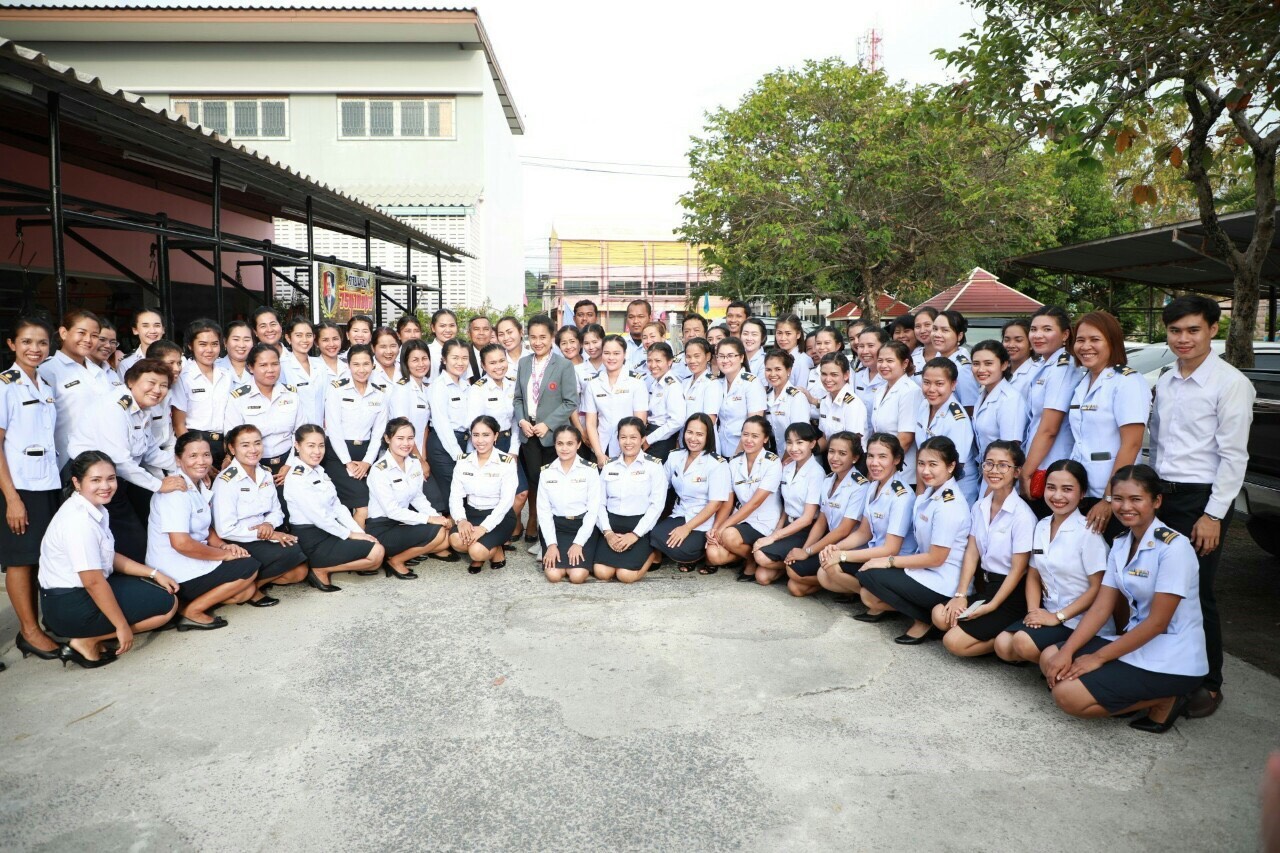 "ดร.กนกวรรณ" ลงใต้ กำหนดนโยบาย พร้อมเดินหน้าพัฒนา !!