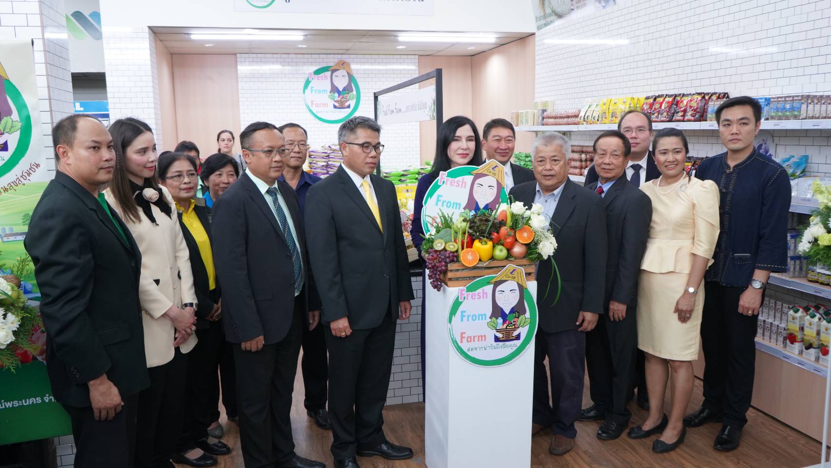 "มนัญญา" รมช.เกษตร เปิดตัว ซูเปอร์มาร์เก็ตสหกรณ์แห่งแรกในกรุงเทพฯ