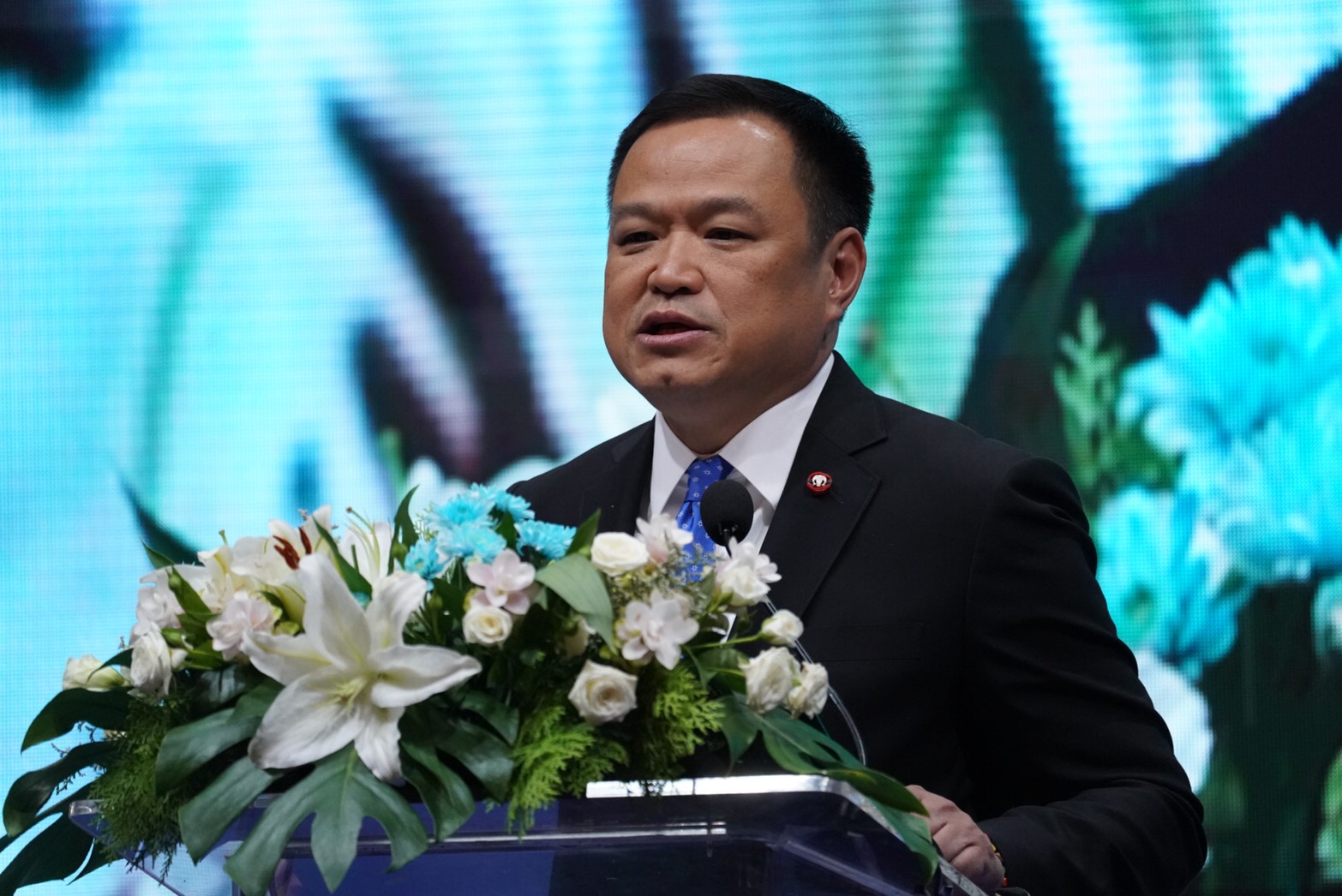 “อนุทิน” ติดเทอร์โบเดินหน้าแบนสารพิษ ย้ำหลักการทำงาน ยึด “เกียรติ” สำคัญกว่า “ผลประโยชน์”