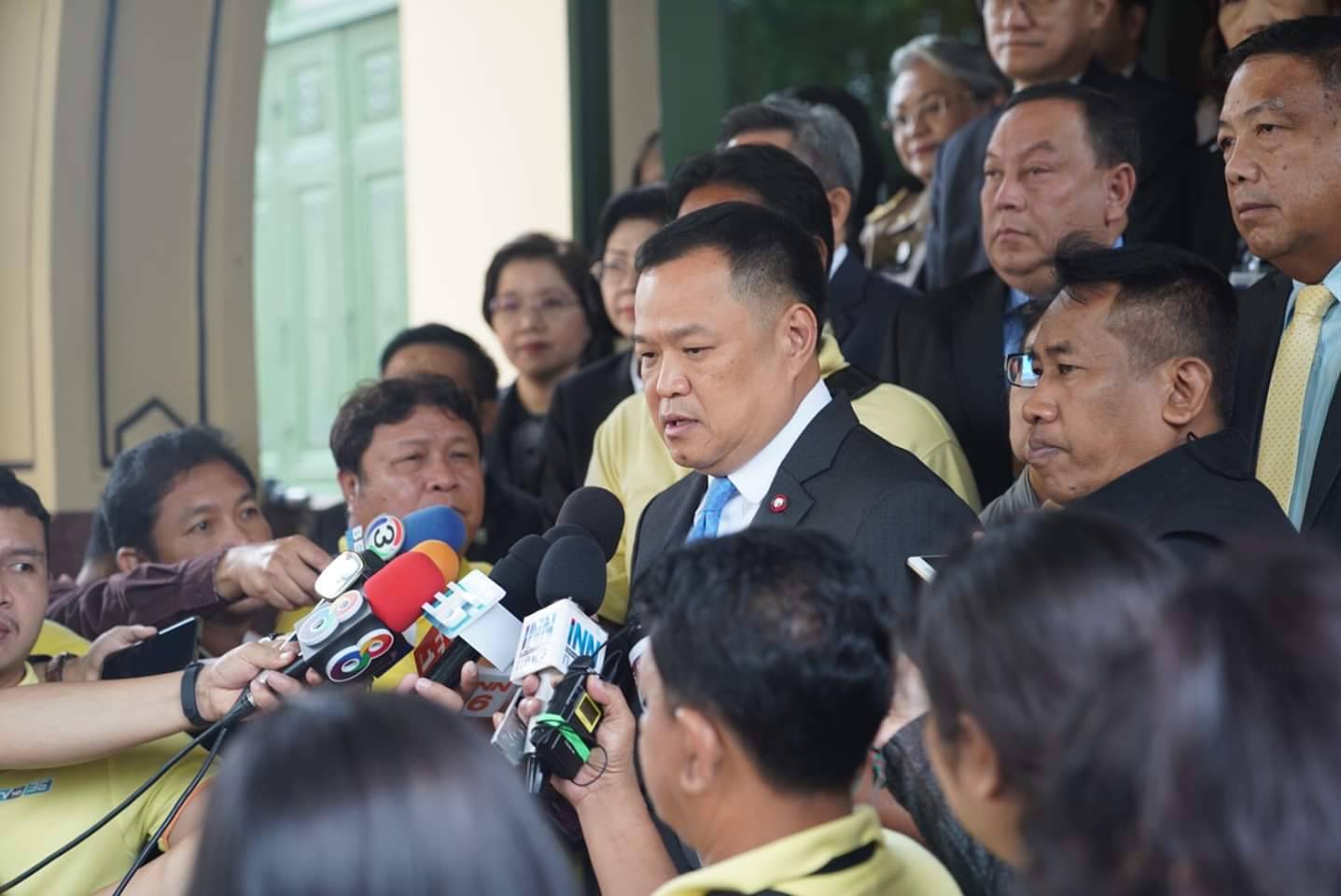 "อนุทิน" ยันสร้างรถไฟ 3 สนามบิน ยึดสัญญาเดิม พร้อมชดเชยเอกชนด้วยการขยายเวลาเท่านั้น