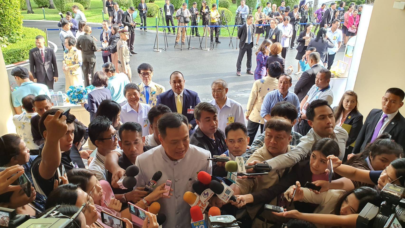 ไม่เลื่อนแบนสารพิษ ! "อนุทิน" ยันเดินตามมติคณะกรรมการวัตถุอันตราย