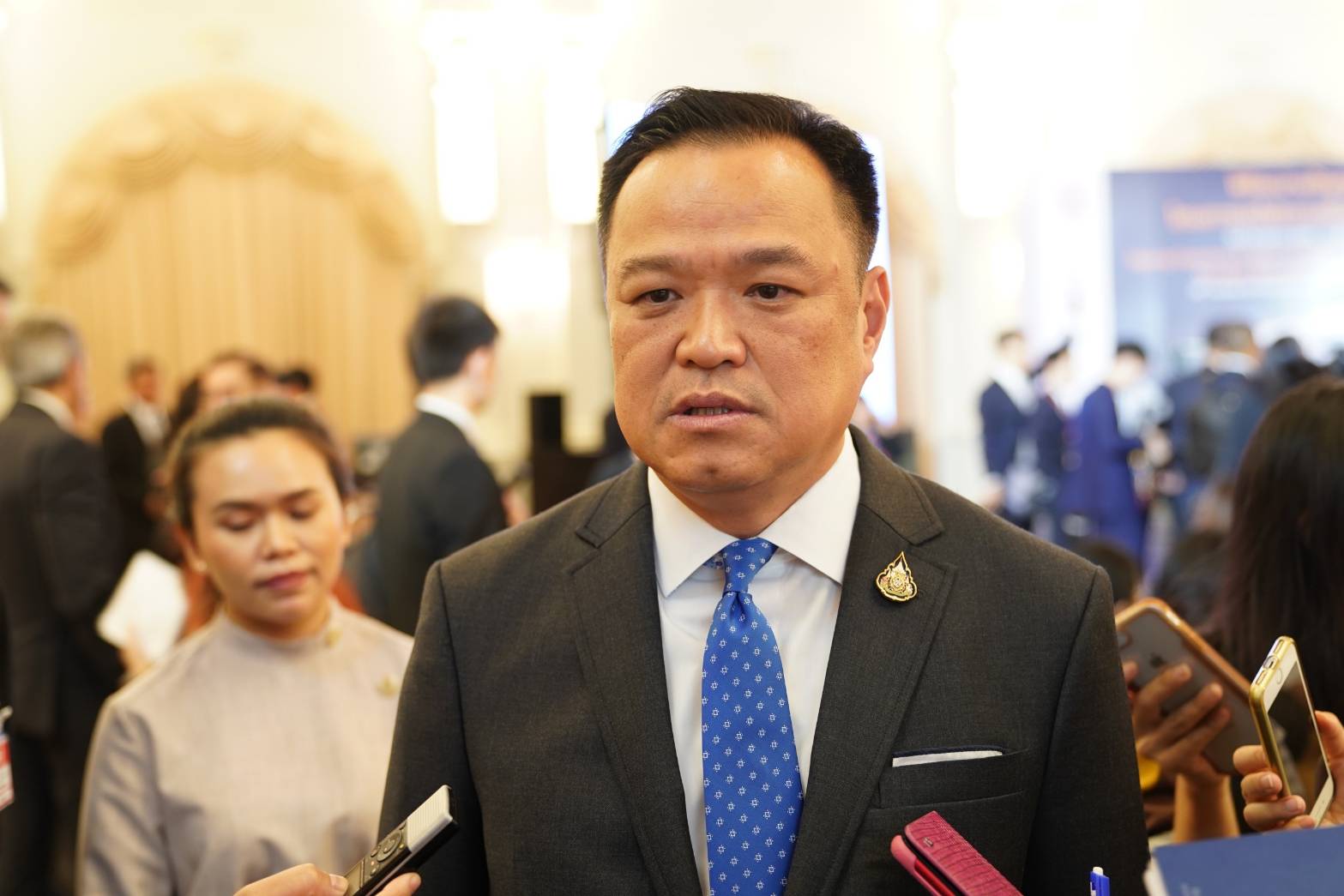 "อนุทิน" มั่นใจ โครงการรถไฟฟ้าเชื่อม 3 สนามบินไปลิ่ว ไร้อุปสรรค