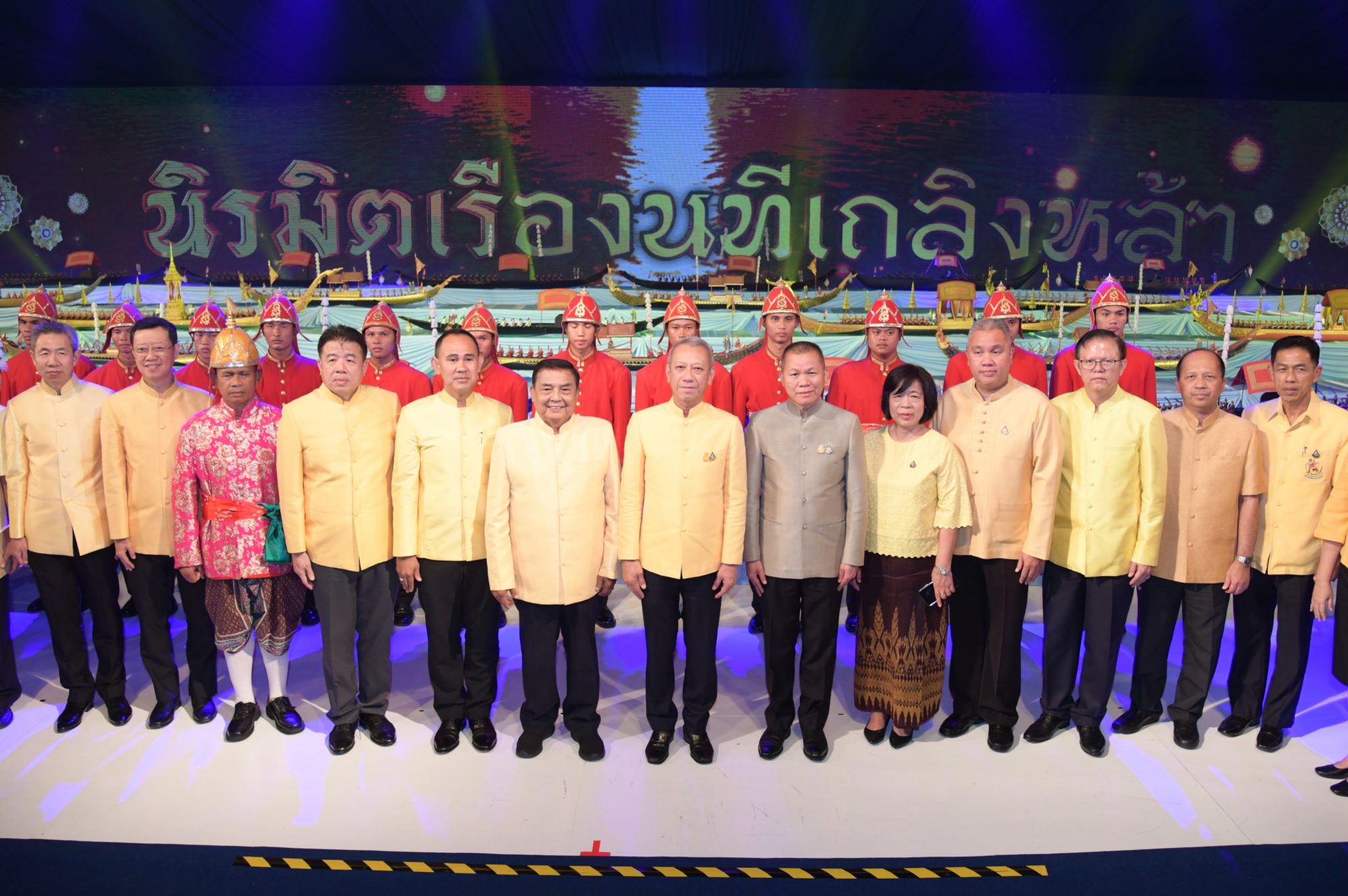 "รมว.พิพัฒน์" ชมนิทรรศการองค์ความรู้เกี่ยวกับการเสด็จพระราชดำเนินเลียบพระนคร โดยขบวนพยุหยาตราฯ เนื่องในพระราชพิธีบรมราชาภิเษก 2562