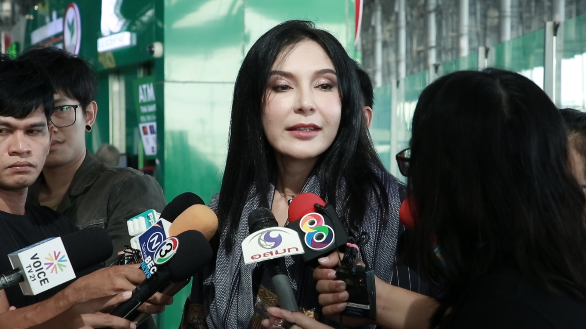 "มนัญญา" มั่นใจ มติคณะกรรมการสารพิษ ไม่พลิกโผสั่งแบน 3 สาร ลั่น 22 ตุลาคมนี้ทุกอย่างต้องจบ ขอหยุดใช้คนข่มขู่ตามแอนตี้ขณะตนทำงาน ให้เลิกคิด อย่าทำแบบนั้นเพราะดูไม่ดี