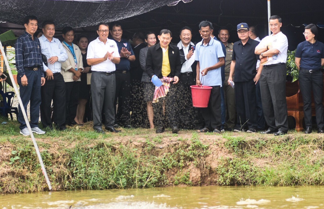 "วีรศักดิ์" ห่วงเกษตรกรเพาะพันธ์ลูกปลาสั่งพาณิชย์หาตลาด