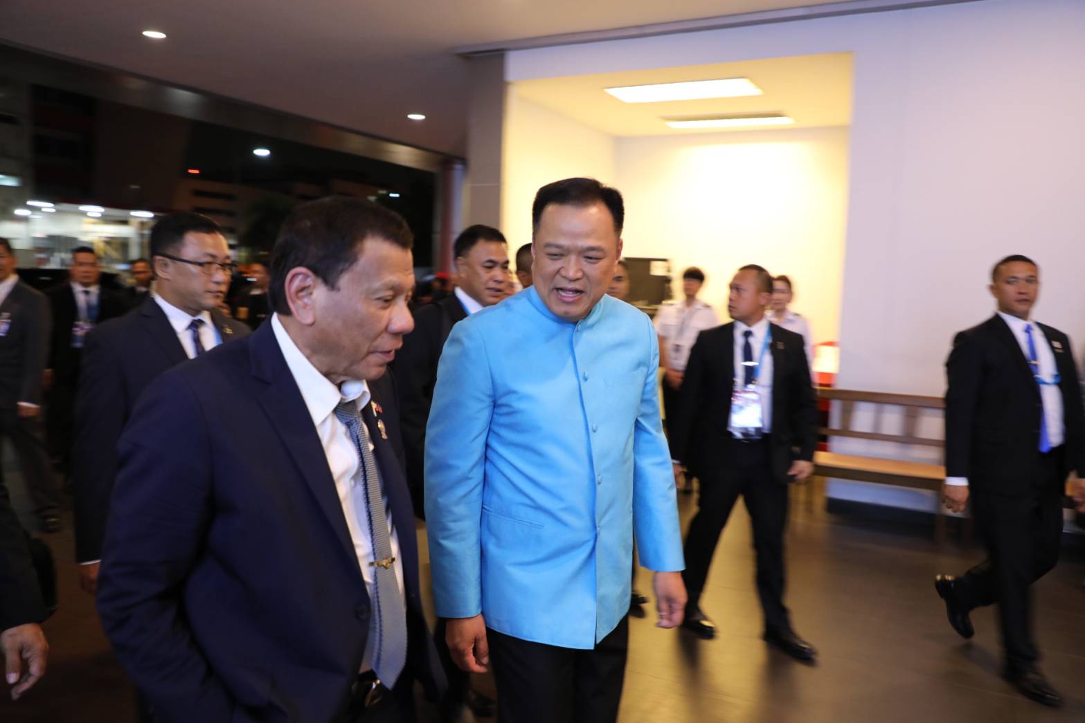 "อนุทิน" ส่งประธานาธิบดีสาธารณรัฐฟิลิปปินส์ กลับประเทศ หลังจากเสร็จภารกิจการประชุมสุดยอดอาเซียน