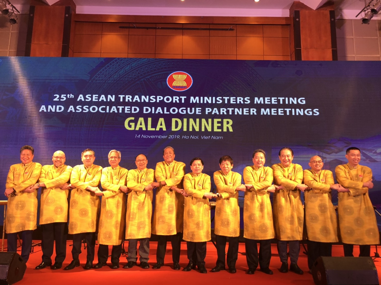 "ศักดิ์สยาม" ร่วมการประชุมรัฐมนตรีขนส่งอาเซียน ครั้งที่ 25 ณ กรุงฮานอย ประเทศเวียดนาม