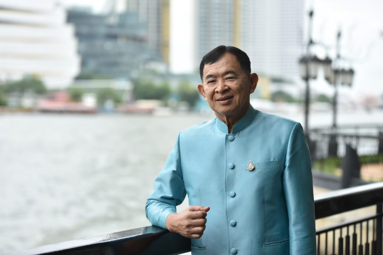 " วีรศักดิ์" รมช.พาณิชย์ เล็งปลุกตลาดงานหัตถศิลป์แดนอีสานชูผ้าไหมเป็นพระเอก