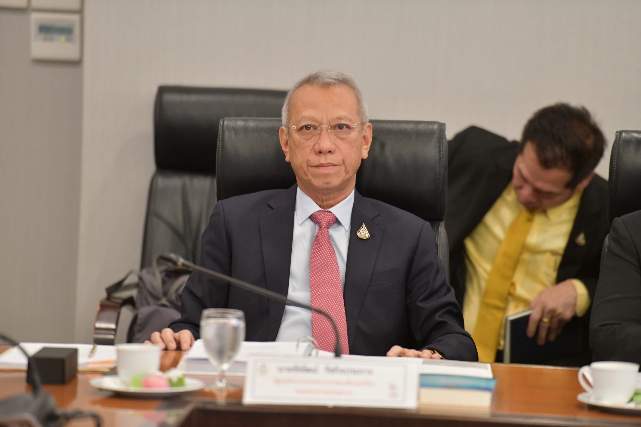 "พิพัฒน์" ร่วมประชุมคณะกรรมการ กกท. ครั้งที่ 10/2562 โดยมีพลเอก ประวิตร​ รองนายก​รัฐมนตรี​ เป็น​ประธาน