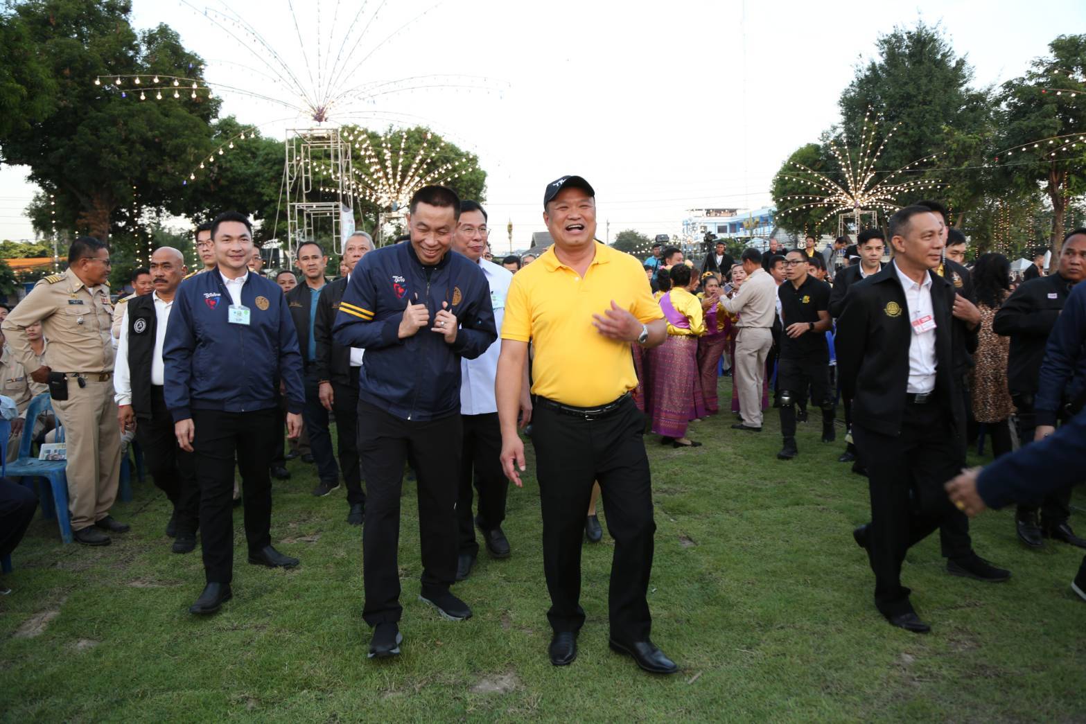 สะดุ้ง ! "อนุทิน" เผย รู้แล้ว ใครอยู่เบื้องหลังข่าวอัด "ศักดิ์สยาม"