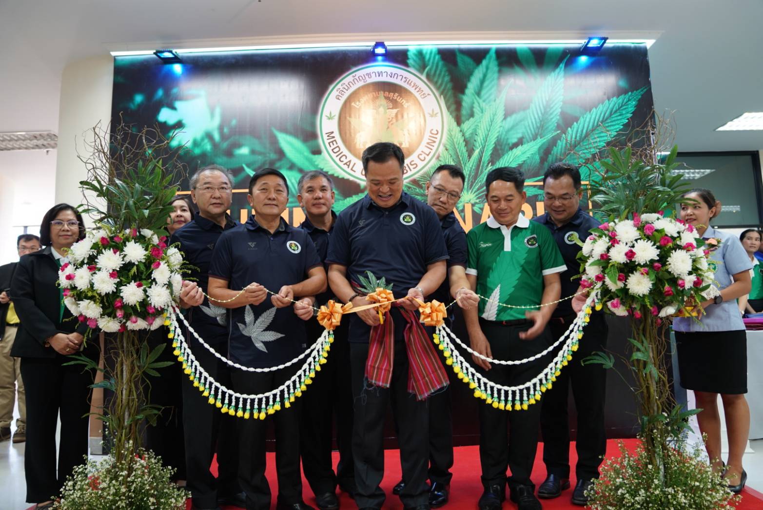 “อนุทิน” เปิดคลีนิคกัญชา รพ.สุรินทร์ เผย ประชาชนปลูกได้ แต่ต้องร่วมมือกับโรงพยาบาล และใช้เพื่อการแพทย์