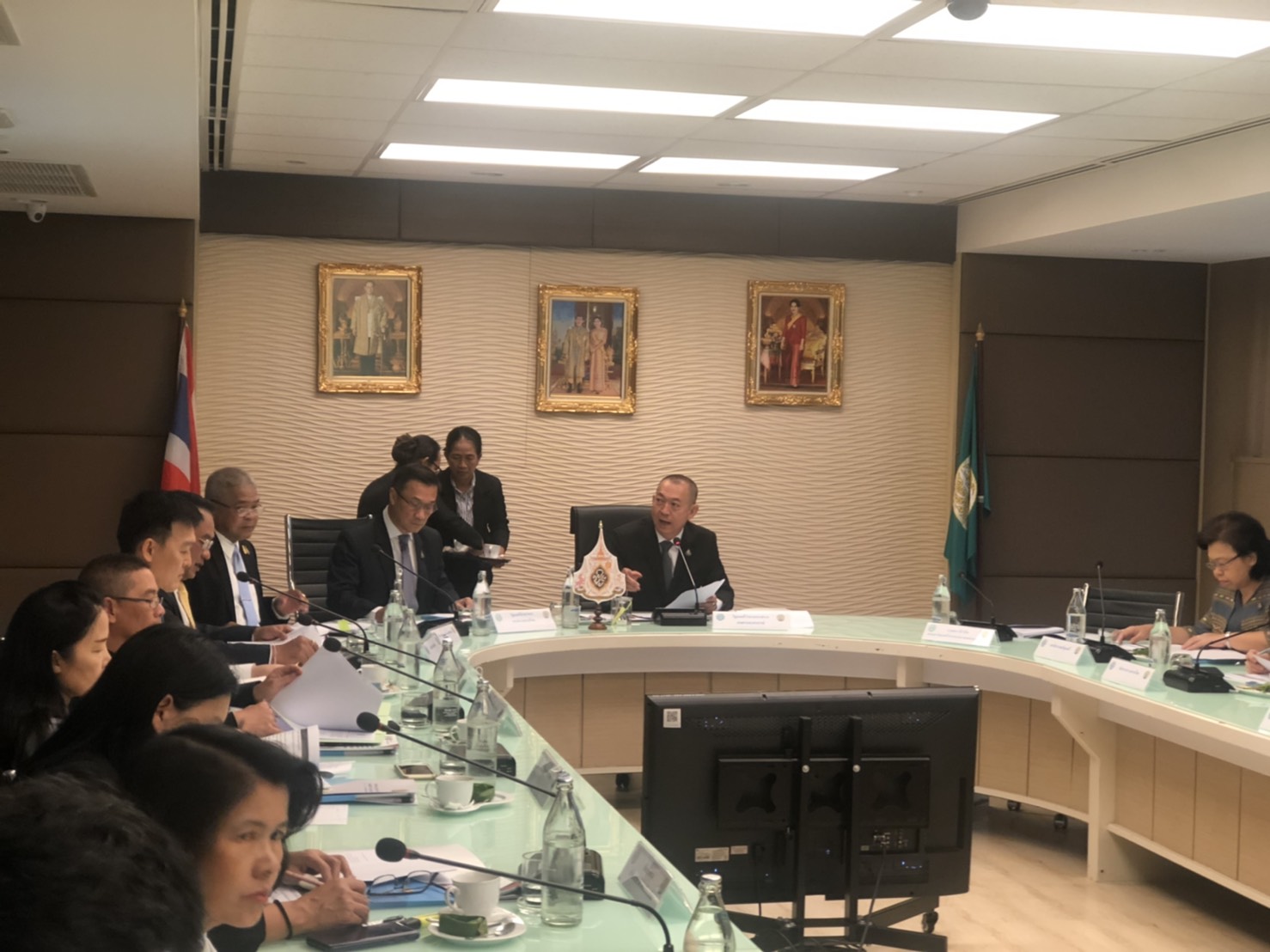 "ทรงศักดิ์" เตรียมความพร้อมรับมือโรคอหิวาห์แอฟริกาในสุกร !!