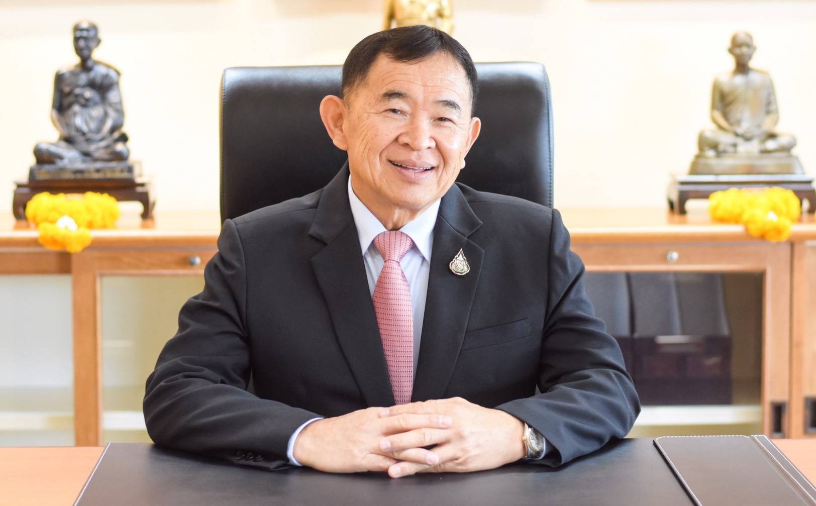 "วีรศักดิ์” รมช.พาณิชย์ สั่งโปรโมทมาตรฐาน "ทับทิมสีตากระต่าย" ประเดิมงาน International Jewellery Tokyo 2020 เดือน ม.ค.63