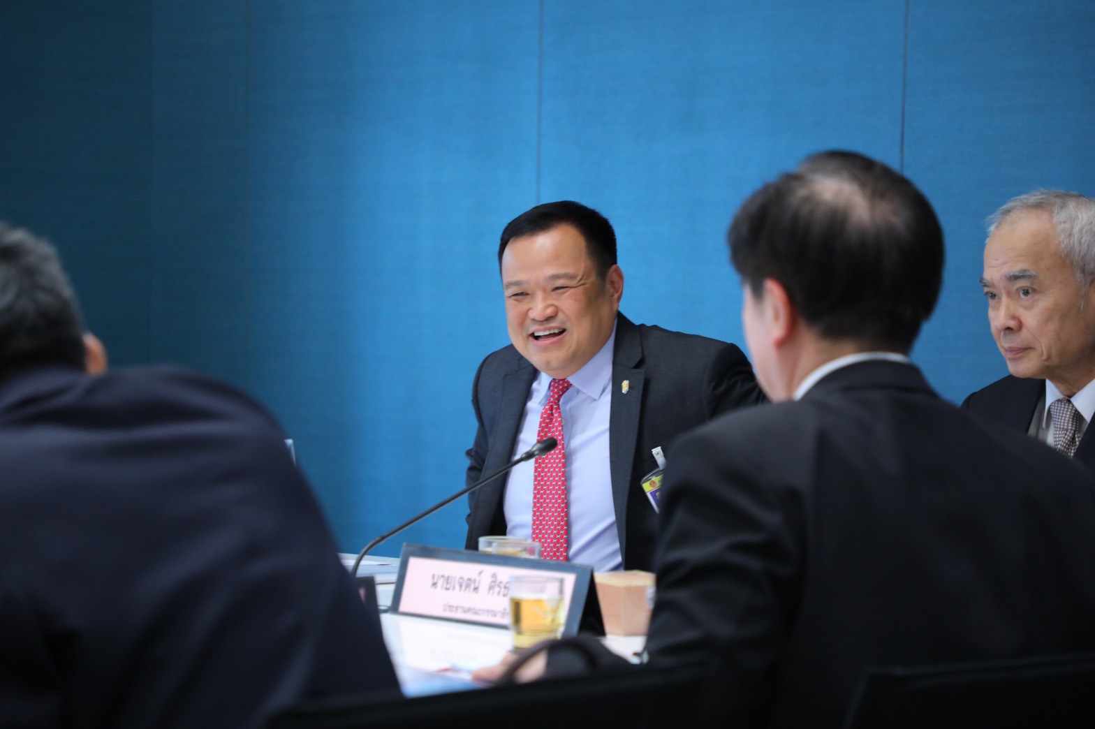 "อนุทิน" ร่วมเวที กมธ.สธ.วุฒิสภา ย้ำ เดินหน้ากัญชาทางการแพทย์ หวังให้เป็นพืชสมุนไพร ให้ทุกครัวเรือนเข้าถึง