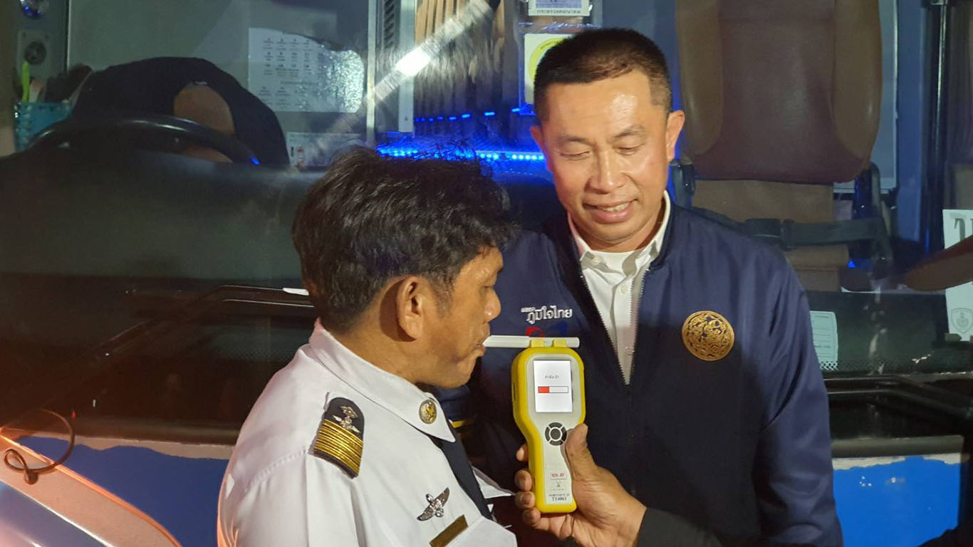 ‘ศักดิ์สยาม’ ย้ำเมาไม่ขับ เผย ‘นายกฯ’ กำชับให้ดูแลคนในครอบครัว