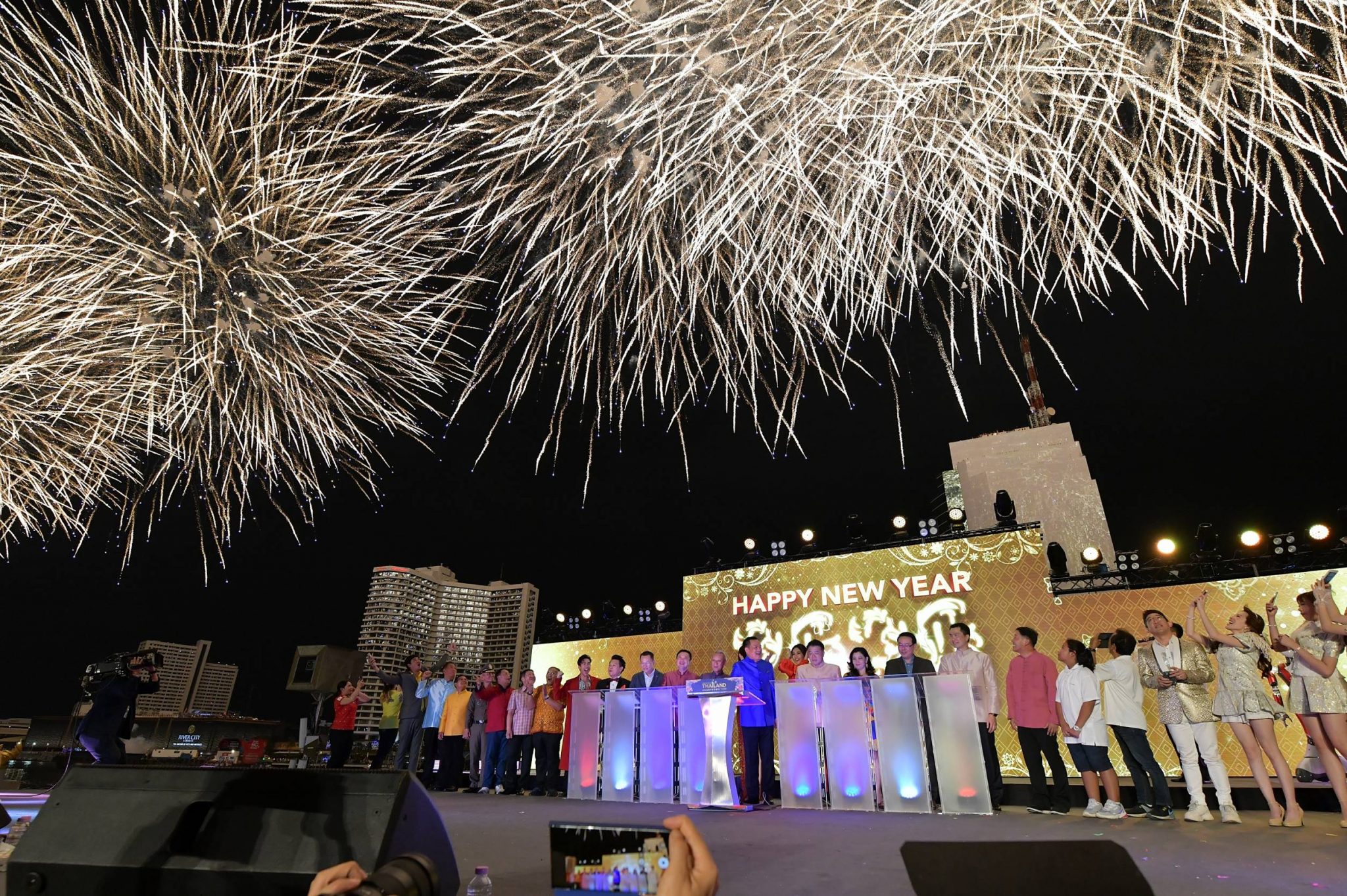 รมว.ท่องเที่ยว​และ​กีฬา​ ร่วมงานเคาท์ดาวน์ Amazing Thailand Countdown 2020 ณ ไอคอนสยาม