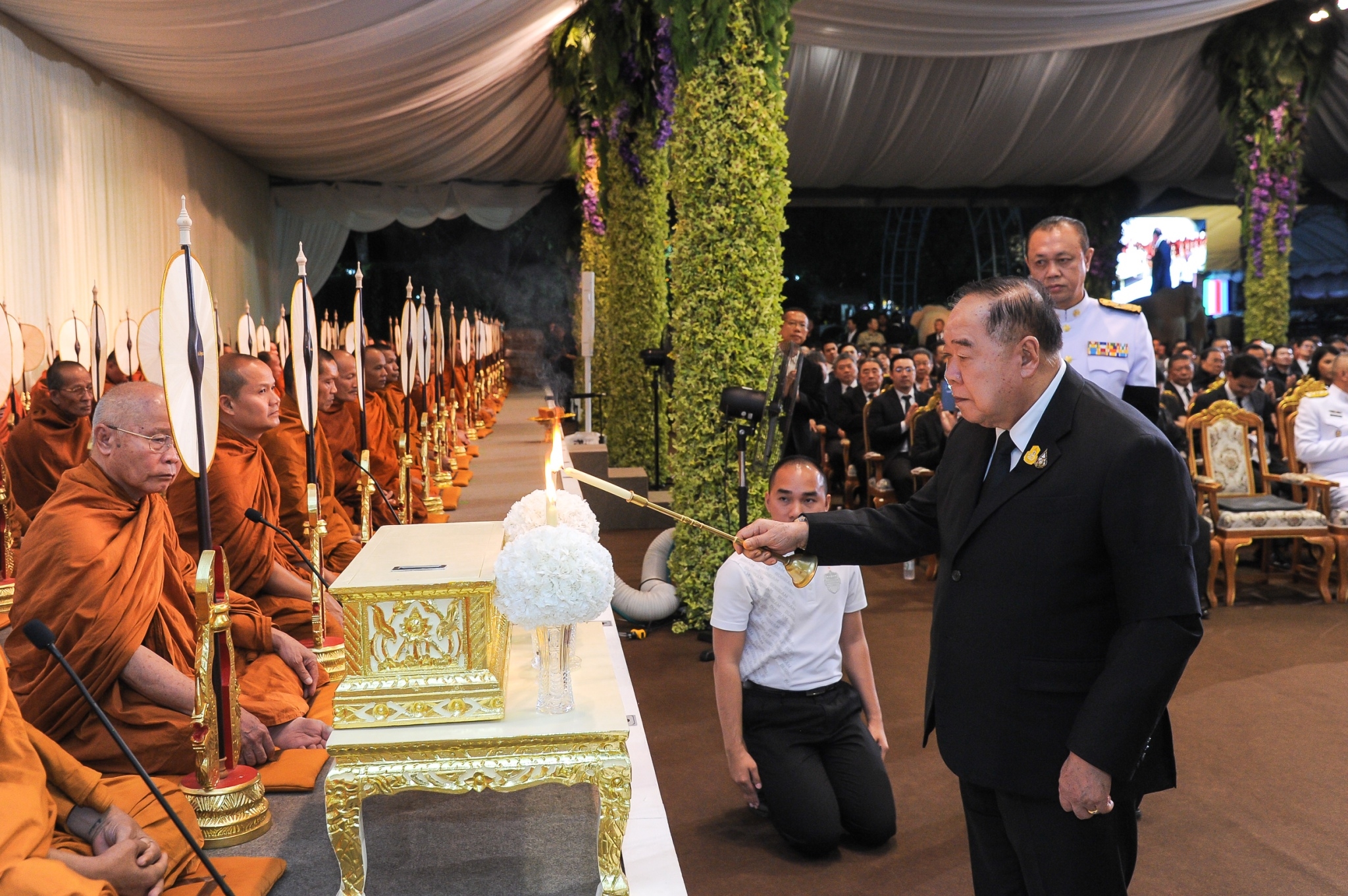 "พลเอก ประวิตร" รองนายกฯ พร้อมด้วย ประธานวุฒิสภา คณะรัฐมนตรี นักการเมือง นักธุรกิจ ประชาชน ร่วมไว้อาลัย “ชัย ชิดชอบ” ยอดบริจาค เข้า รพ.บุรีรัมย์ ทะลุ 12 ล้านบาท