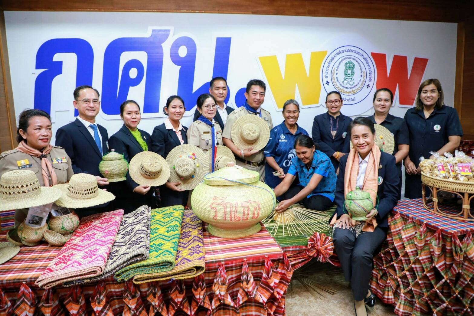 ครูพี่โอ๊ะลุยงานต่อเนื่อง ติดตาม "กศน.-สช. WOW WOW' ที่บุรีรัมย์