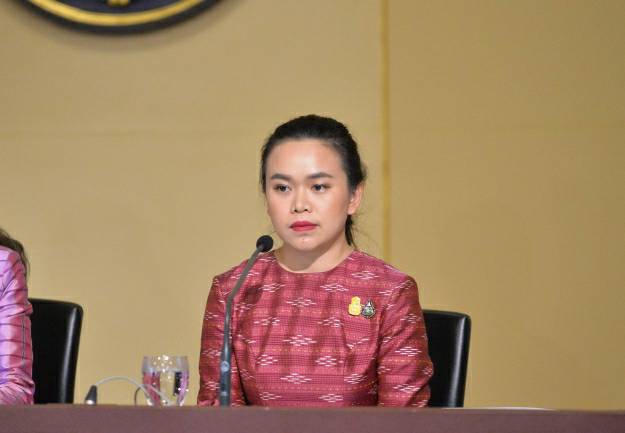 เฮ! ปลูกได้ครัวเรือนละ1ไร่! ครม.ไฟเขียวร่างกฎกระทรวงฯปลด ‘กัญชง’ จากยาเสพติดประเภท5 ดันเป็นพืชศก.-การแพทย์