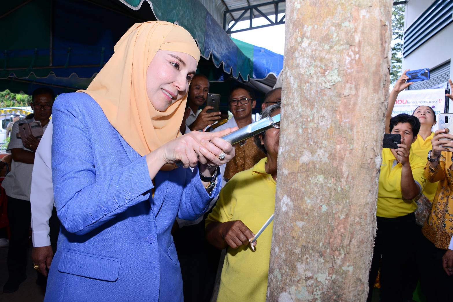 "รมช.มนัญญา" ชู สหกรณ์การเกษตร กรป.กลางมะปรางมันปัตตานี จำกัด เป็นต้นแบบแนวทางบริหารจัดการ