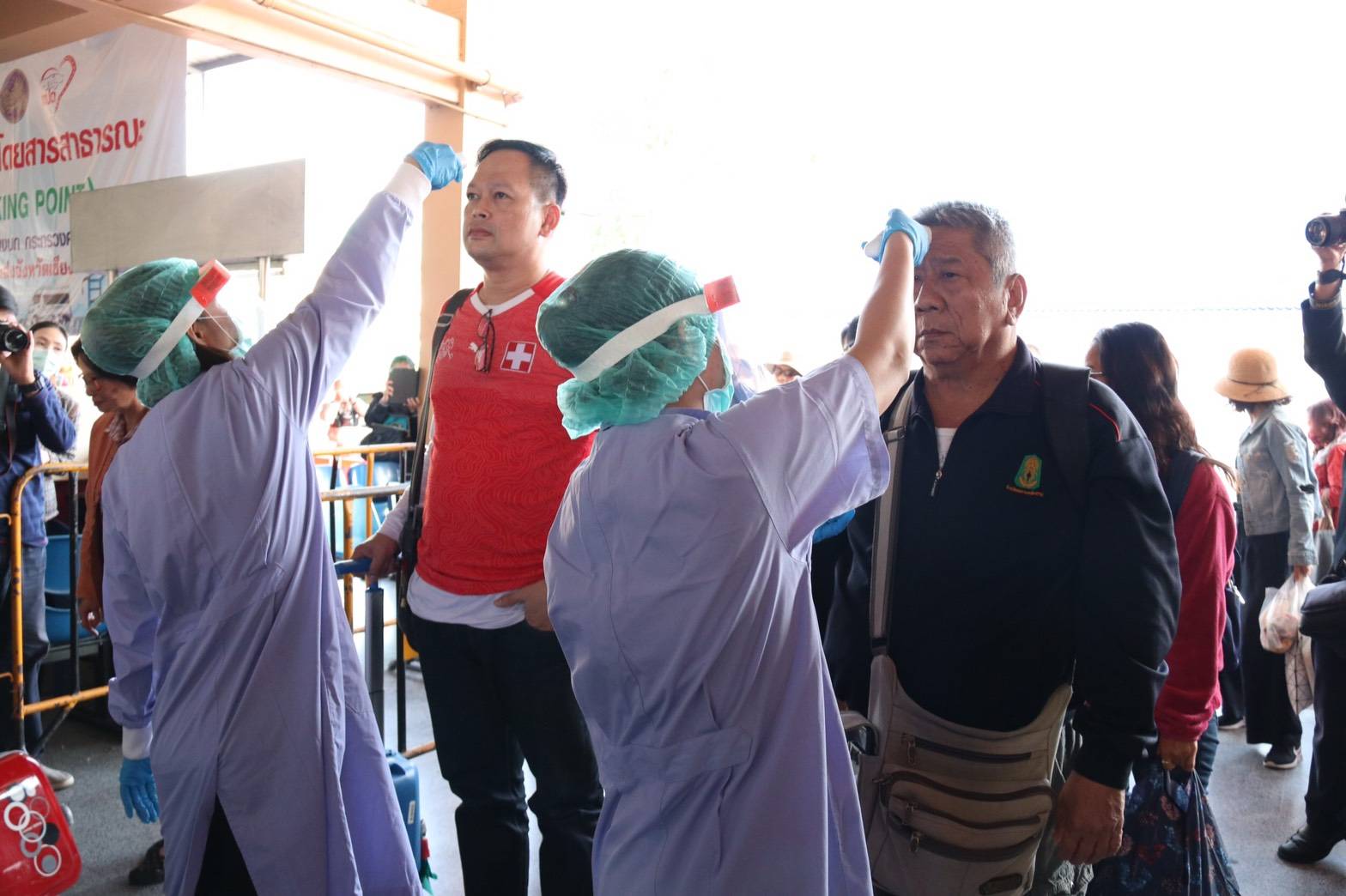 กรมการขนส่งทางบก ดำเนินการต่อเนื่องป้องกันการแพร่ระบาดของไวรัส COVID-19 เพื่อสร้างความมั่นใจ ความปลอดภัย ให้กับประชาชน