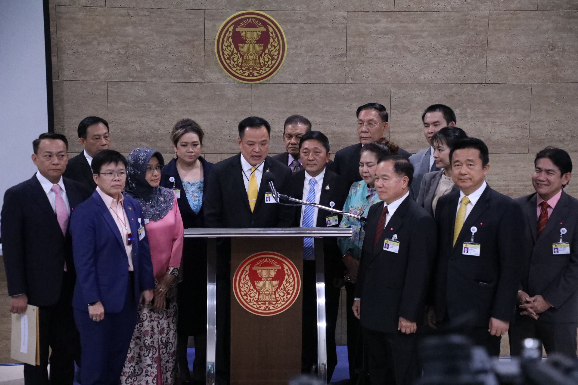 “อนุทิน” กำชับ ส.ส.ใหม่ พรรคภูมิใจไทย  มาอยู่นี่ ต้องทำงาน !