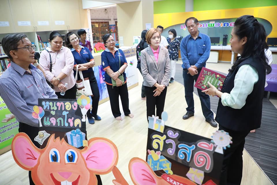 ครูพี่โอ๊ะ ชูห้องสมุดเฉลิมราชกุมารีกำแพงเพชร "ชั้นยอด" ตอบโจทย์การมีส่วนร่วมวัด-ชุมชน-คนสำคัญ มีความทันสมัย สร้างรักความผูกพันประวัติศาสตร์ เมืองชากังราว มรดกโลกอันรุ่งเรือง
