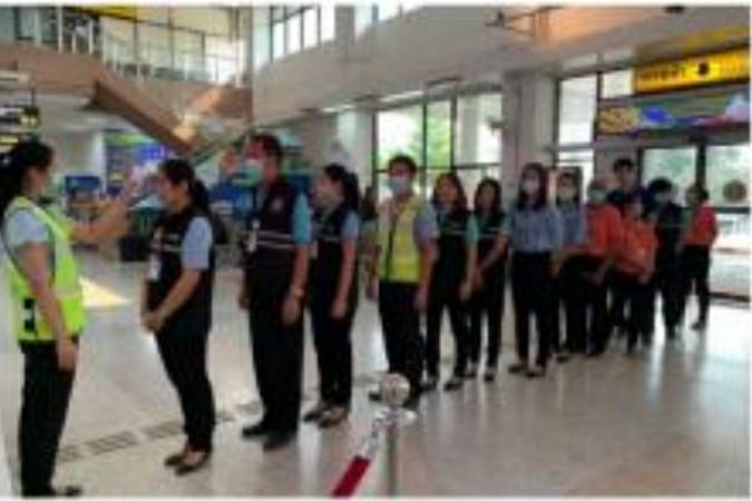 "คมนาคม" เข้ม! มาตรการป้องกันการแพร่ระบาดของโรคติดเชื้อ COVID-19 ตรวจวัดไข้ผู้ปฏิบัติงานที่ท่าอากาศยาน ย้ำ! พบว่ามีไข้ให้หยุดปฏิบัติงาน และพบแพทย์เพื่อตรวจหาสาเหตุ