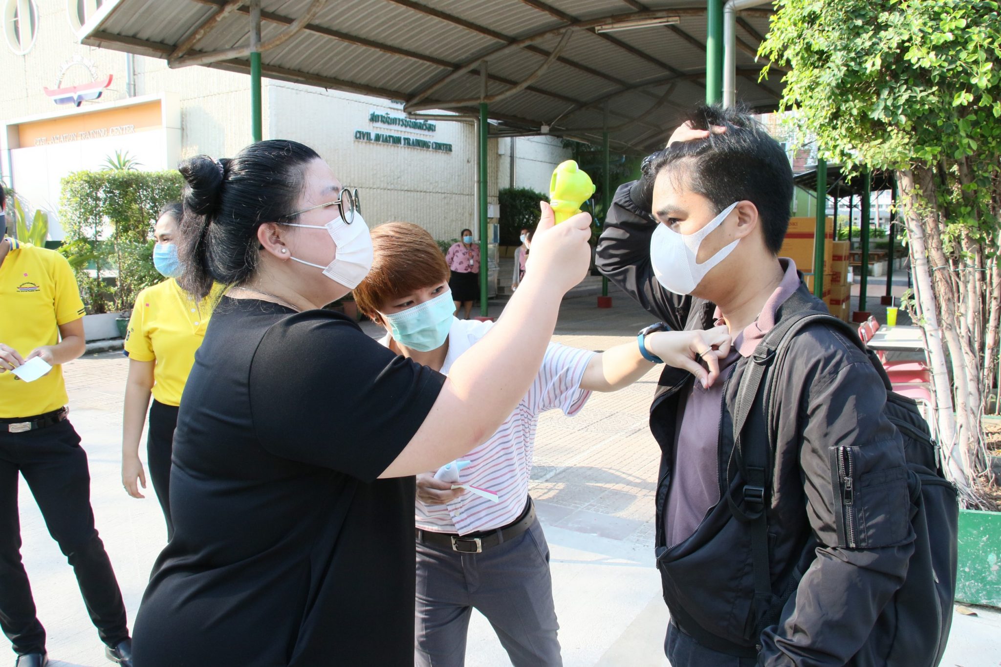 สบพ. คัดกรองคนเข้าสถาบันอย่างเข้มงวด ป้องกันการแพร่ระบาดของไวรัสโควิด-19 ตามนโยบายรมว.คมนาคม