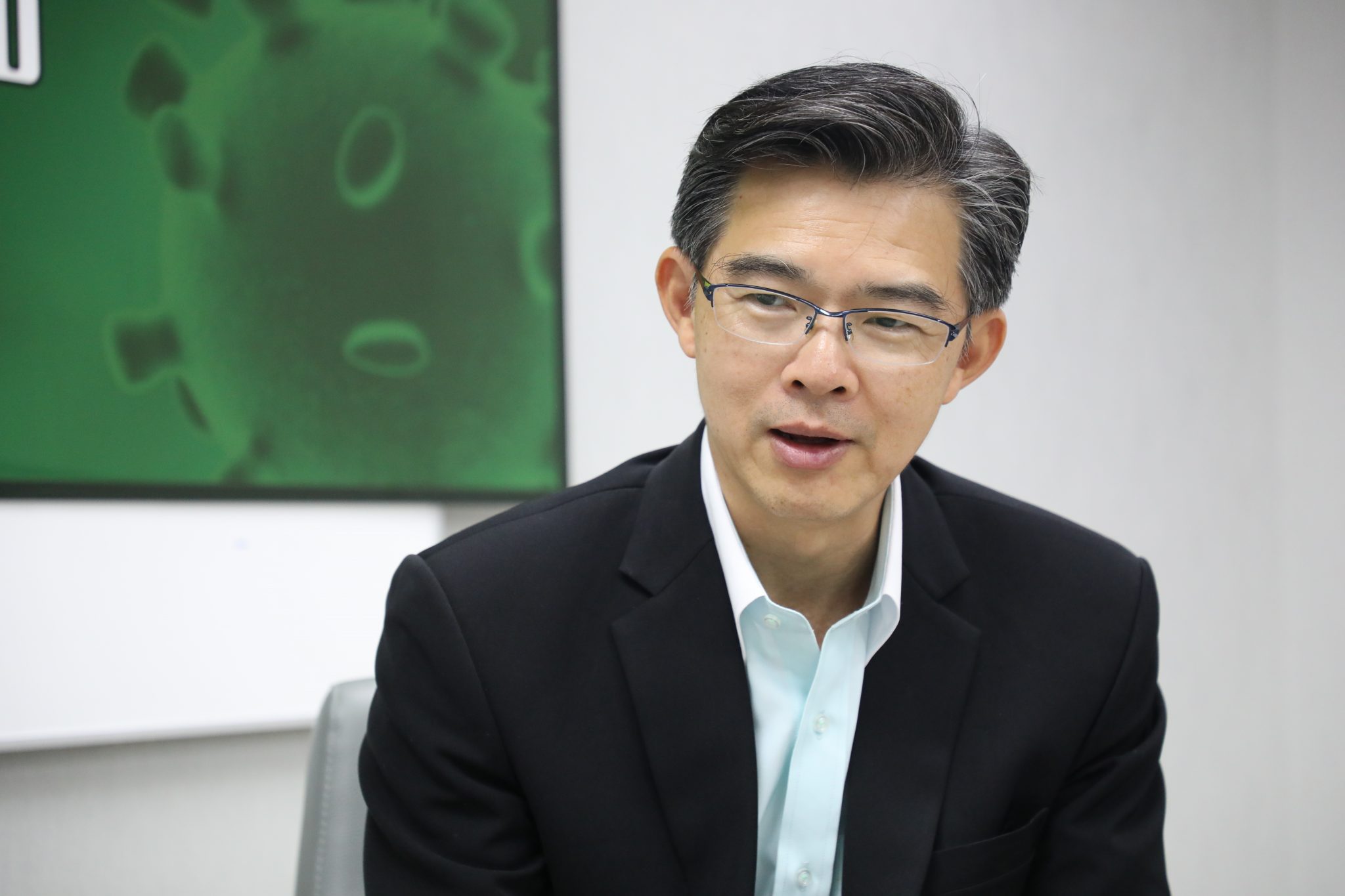 แจงละเอียด ! "หมอทวีศิลป์" ชี้เหตุไทยพบผู้ติดเชื้อน้อย เพราะเปิดด่านคัดกรองเร็ว คุมโรคอยู่ตั้งแต่การระบาดระยะแรก