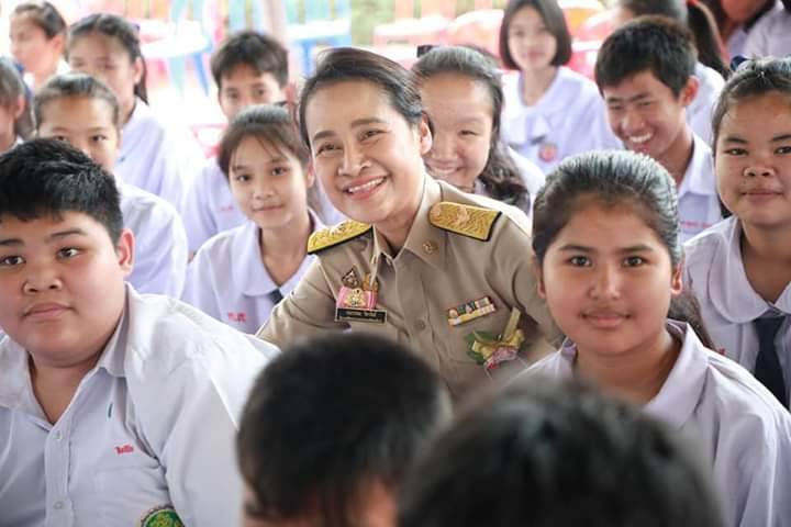 "รมช.กนกวรรณ" เยือนเมืองชากังราว ชมแบรนด์ OOCC-การสร้างคนสู่ยุคดิจิทัล ตอบโจทย์ WOW ทั้ง 6G อย่างมีคุณภาพ