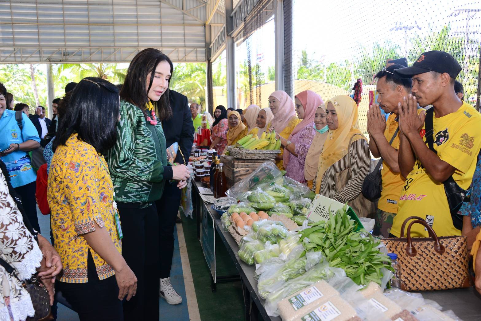 "มนัญญา" รมช.เกษตรและสหกรณ์ เยี่ยมชมสหกรณ์การเกษตรเกาะยาว จ.พังงา