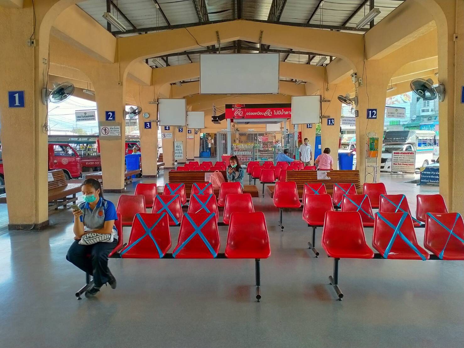 กรมการขนส่งทางบก ดำเนินการตามมาตรการเฝ้าระวังและป้องกันการแพร่ระบาดของโรคติดเชื้อไวรัสโคโรนา 2019 (COVID-19)