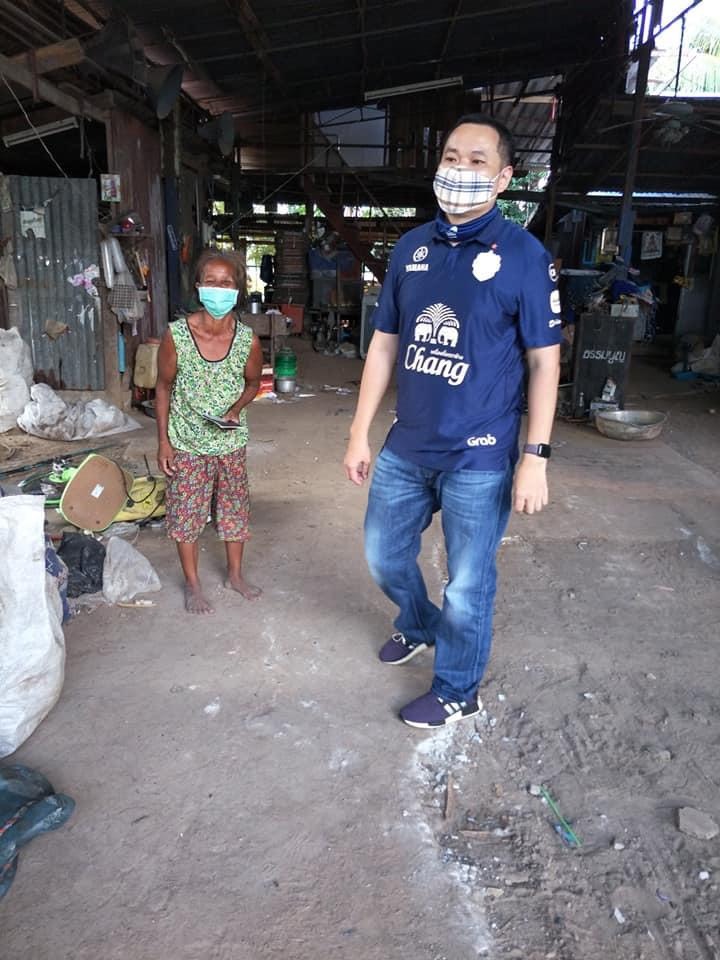 ‘อาสพลธ์’ ส.ส.ศรีสะเกษ ภท. ประสานงานภาคส่วนราชการช่วยเหลือชาวบ้านผู้มีชีวิตความเป็นอยู่ลำบาก เบื้องต้นขณะได้รับความช่วยเหลือจากหลายภาคส่วนแล้ว !