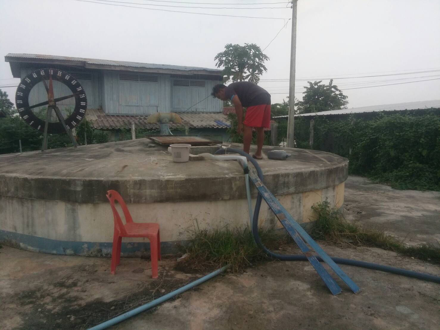 ส.ส.อาสพลธ์  ได้รับแจ้งปัญหาขาดแคลนน้ำ ม.5 ต.หนองห้าง อ.อุทุมพรพิสัย รุด ช่วยเหลือทันที