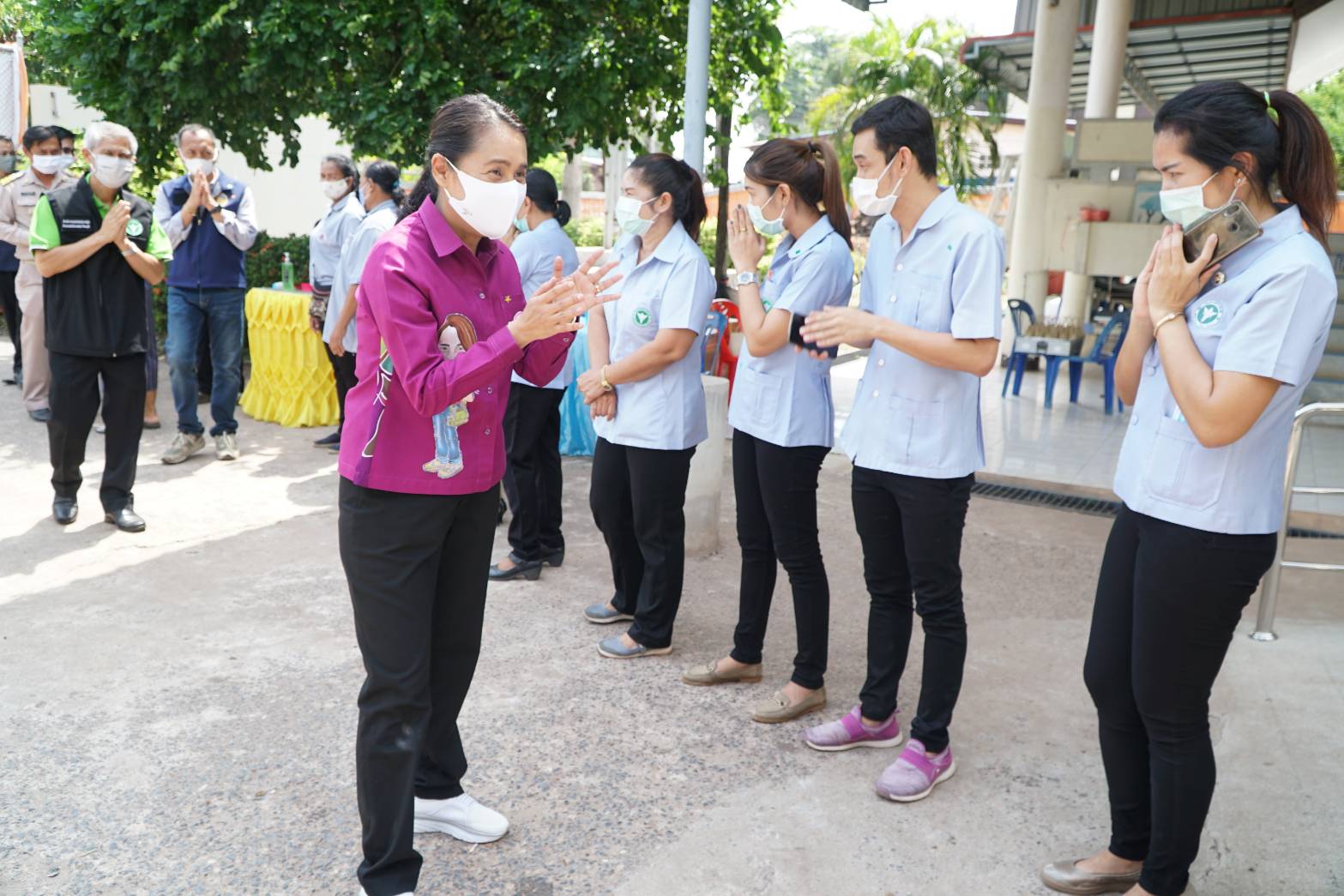 'ดร.กนกวรรณ' ปลุกพลังผู้ปฏิบัติงานเฝ้าระวังโควิดปราจีนบุรี ฝากเครือข่าย Good Partnership ดูแลนักศึกษา กศน.-ผู้สูงอายุ-ผู้พิการ-ประชาชนอย่างทั่วถึง