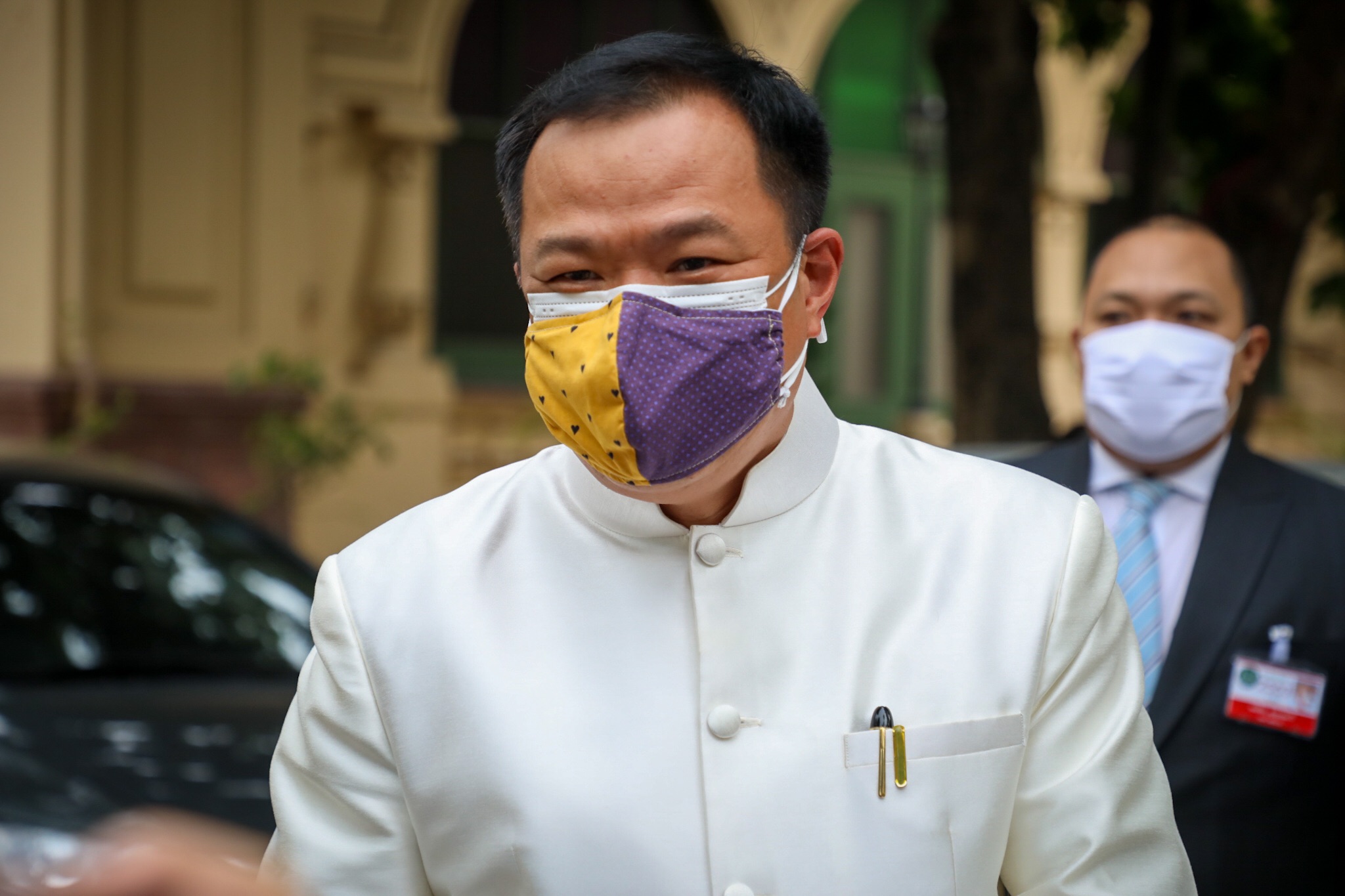 “อนุทิน” ยัน สธ.ไม่เกี่ยวข้อง ขบวนการหักค่าหัวคิว State Quarantine พร้อมขอบคุณคนทีมแพทย์ และคนไทย ช่วยไทยคุมโควิดระบาด จนเป็นที่ยอมรับระดับโลก