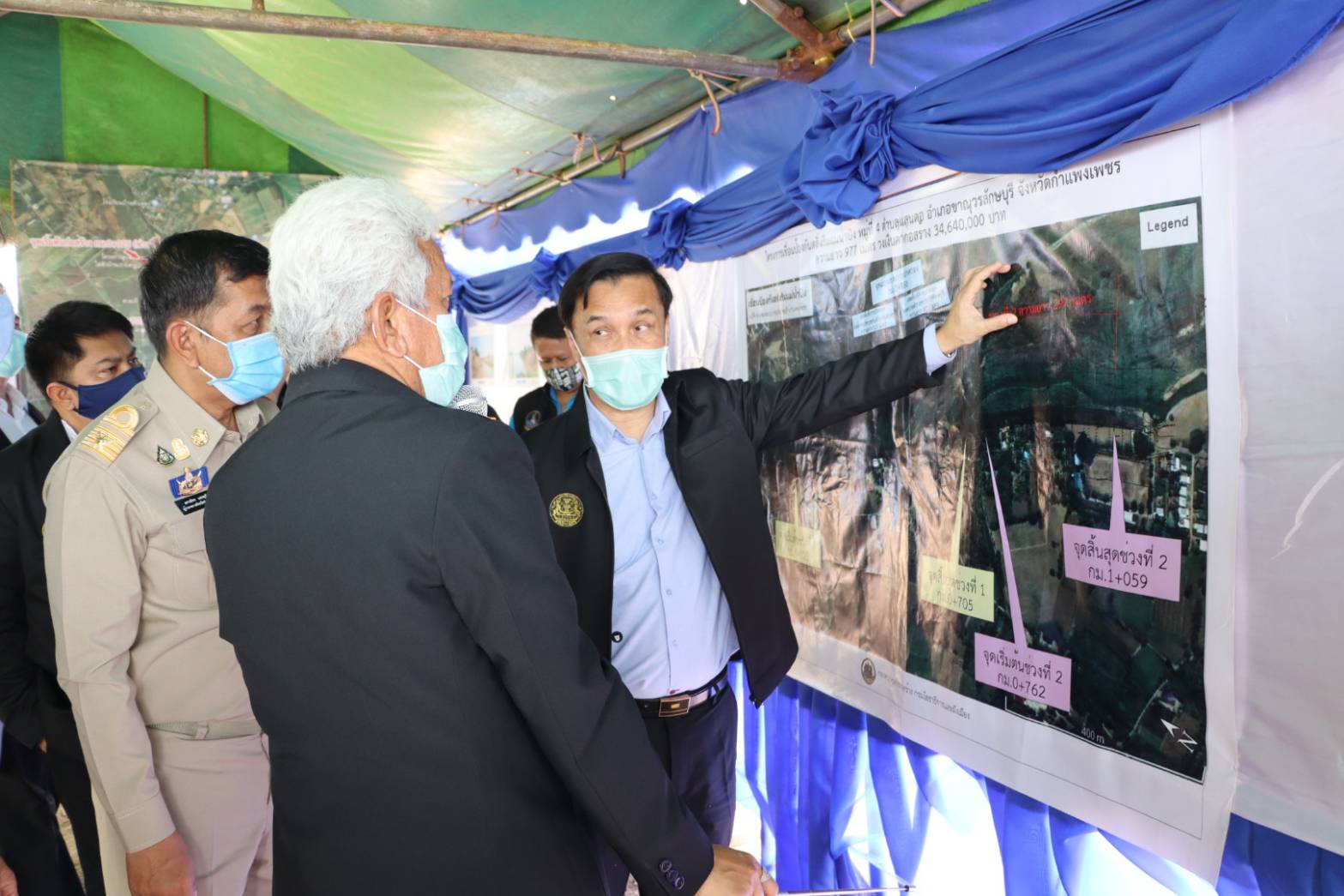 มท.3 "ดร.ทรงศักดิ์" ลงพื้นที่ จ.กำแพงเพชร ตรวจติดตามการดำเนินโครงการเขื่อนป้องกันตลิ่งริมแม่น้ำปิง บ้านเกาะสามสิบ อ.ขาณุวรลักษบุรี จ.กำแพงเพชร