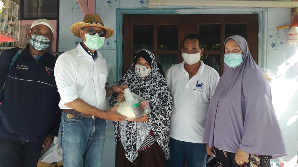 'มณฑล' ส.ส.กทม. ภท.มอบอาหารบรรเทาเดือดร้อนชาวไทยมุสลิมช่วงโควิด-รอมฎอน