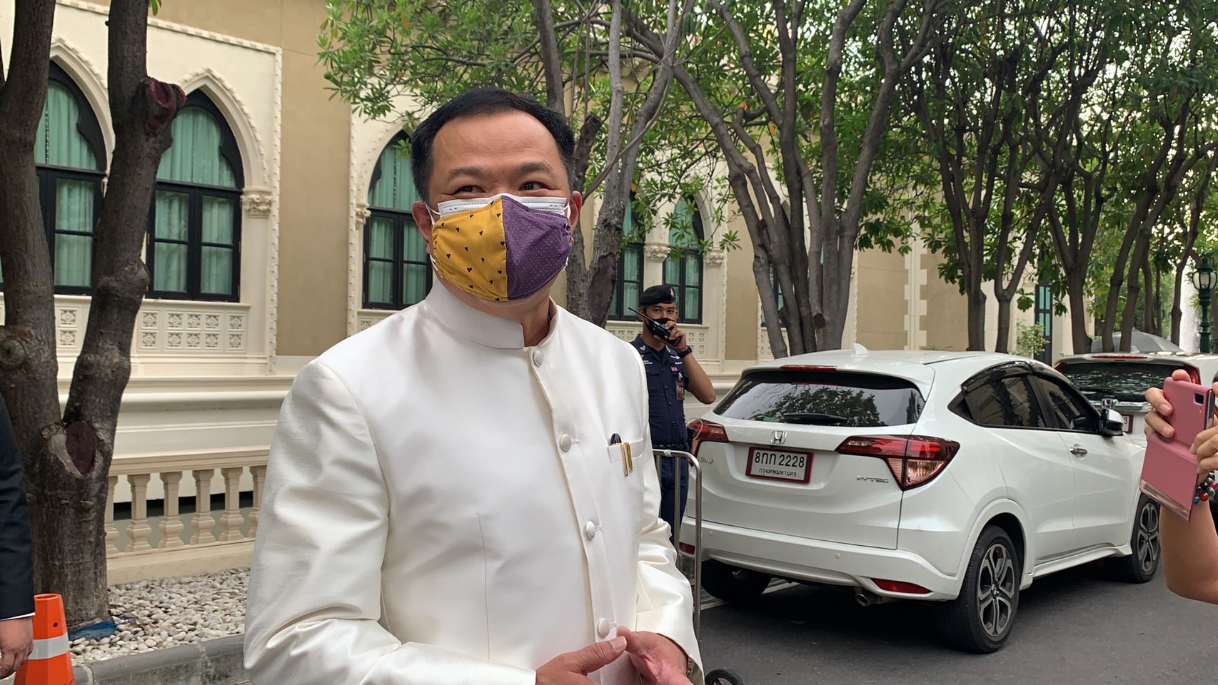 "อนุทิน"เผยมีข่าวดี หลัง"พิพัฒน์"จ่อชง ศบค.ปลดล็อกเฟส 3 ให้ท่องเที่ยวไทยได้ ยกย่องแพทย์-พยาบาล-จนท.สธ. ทุ่มเททำไทยติดท็อปไฟท์ประเทศป้องกัน"โควิด"ดีเยี่ยม