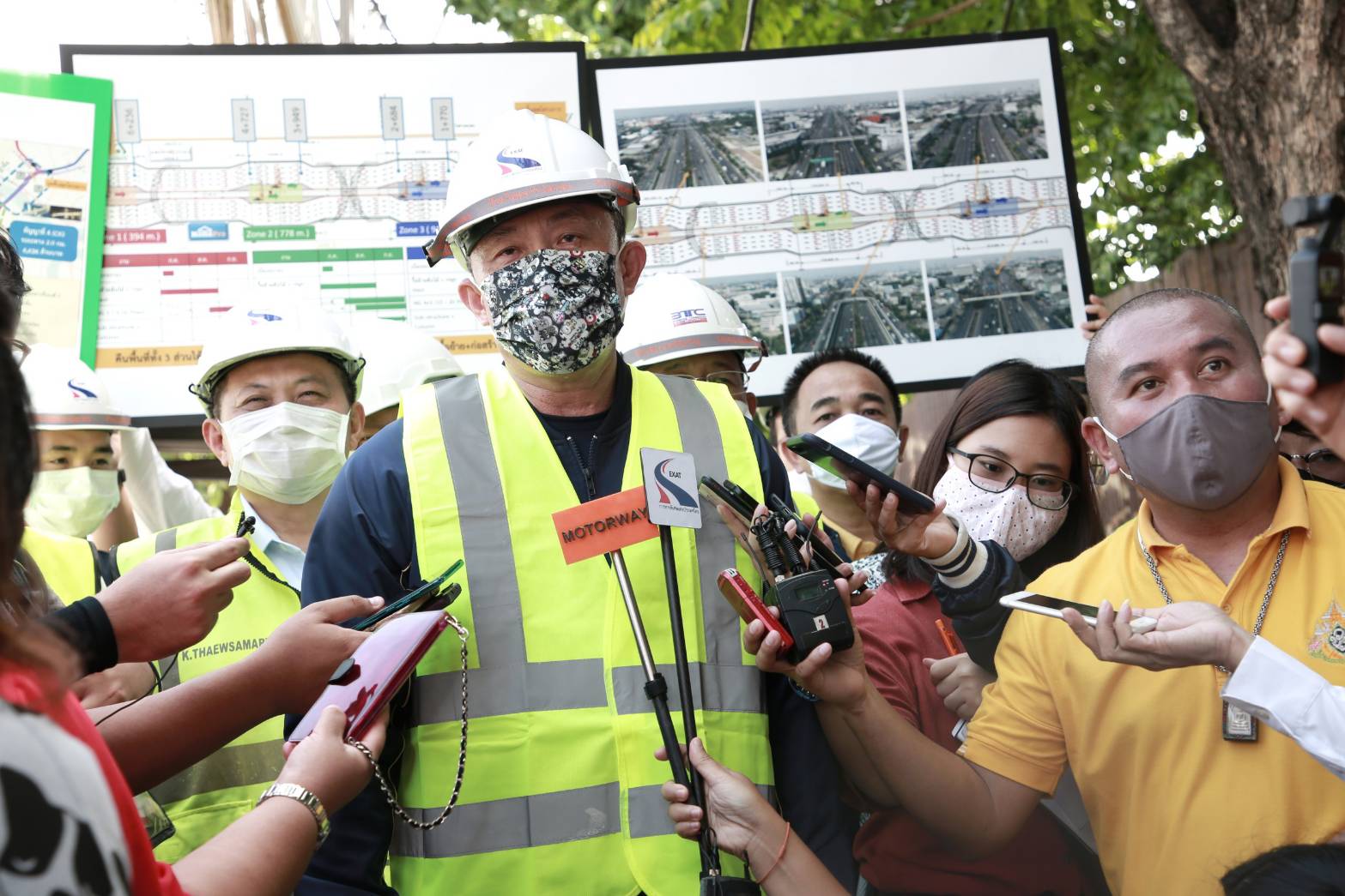 พรุ่งนี้! “ศักดิ์สยาม” ชง ครม. ยกเว้นค่าผ่านทางมอเตอร์เวย์หมายเลข 7 และ 9 ใช้ฟรี 6 วัน ตั้งแต่ 3-8 ก.ค.นี้ หลัง ครม. ประกาศหยุดยาว 4 วัน