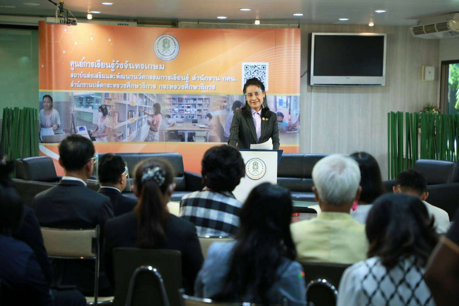 'ครูพี่โอ๊ะ' ย้ำพัฒนาห้องสมุดเฉลิมราช 102 แห่งทั่วประเทศ สู่ Digital Library ที่พร้อมส่งเสริมการเรียนรู้ของคนทุกช่วงวัย