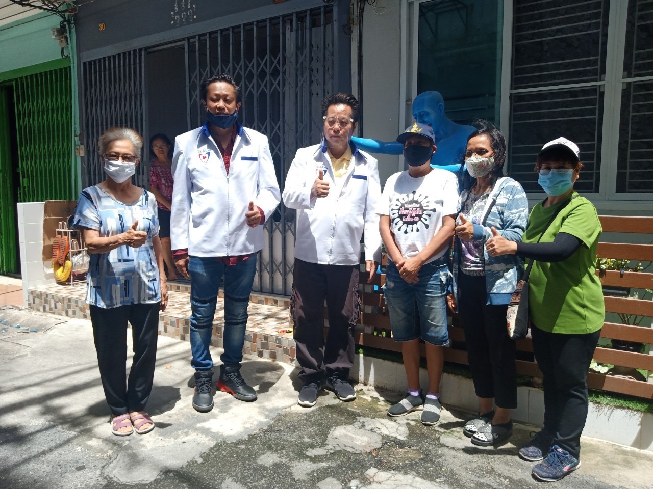 'โชติพัฒน์' ห่วงใยประชาชน ลงพื้นที่เยี่ยมให้กำลังใจและรับฟังปัญาความเดือดร้อน เขตธนบุรี กทม.