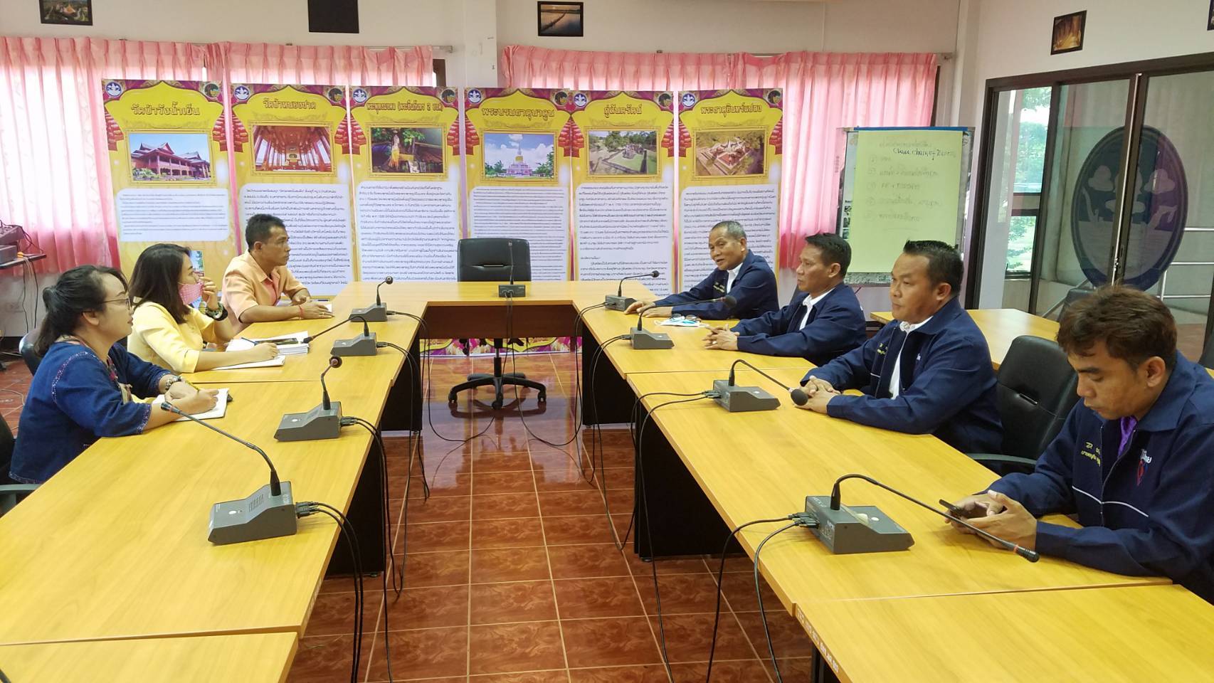 "ส.ส.สำลี" ร่วมหารือ ผอ.การท่องเที่ยว จ.มหาสาคาม เพื่อจัดกิจกรรมส่งเสริมการท่องเที่ยว และกีฬา หลังปลดล็อกโควิด-19